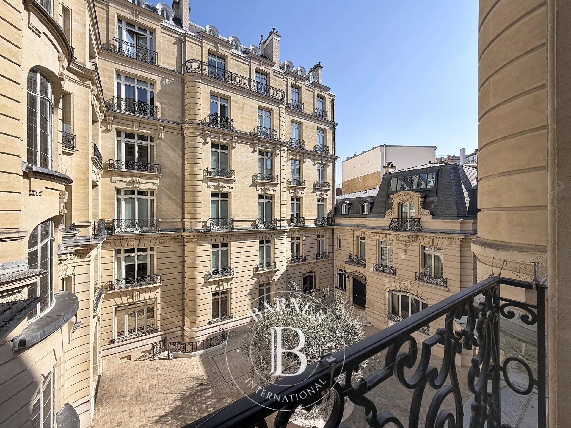 À louer Appartement | Paris 16ème - picture 10