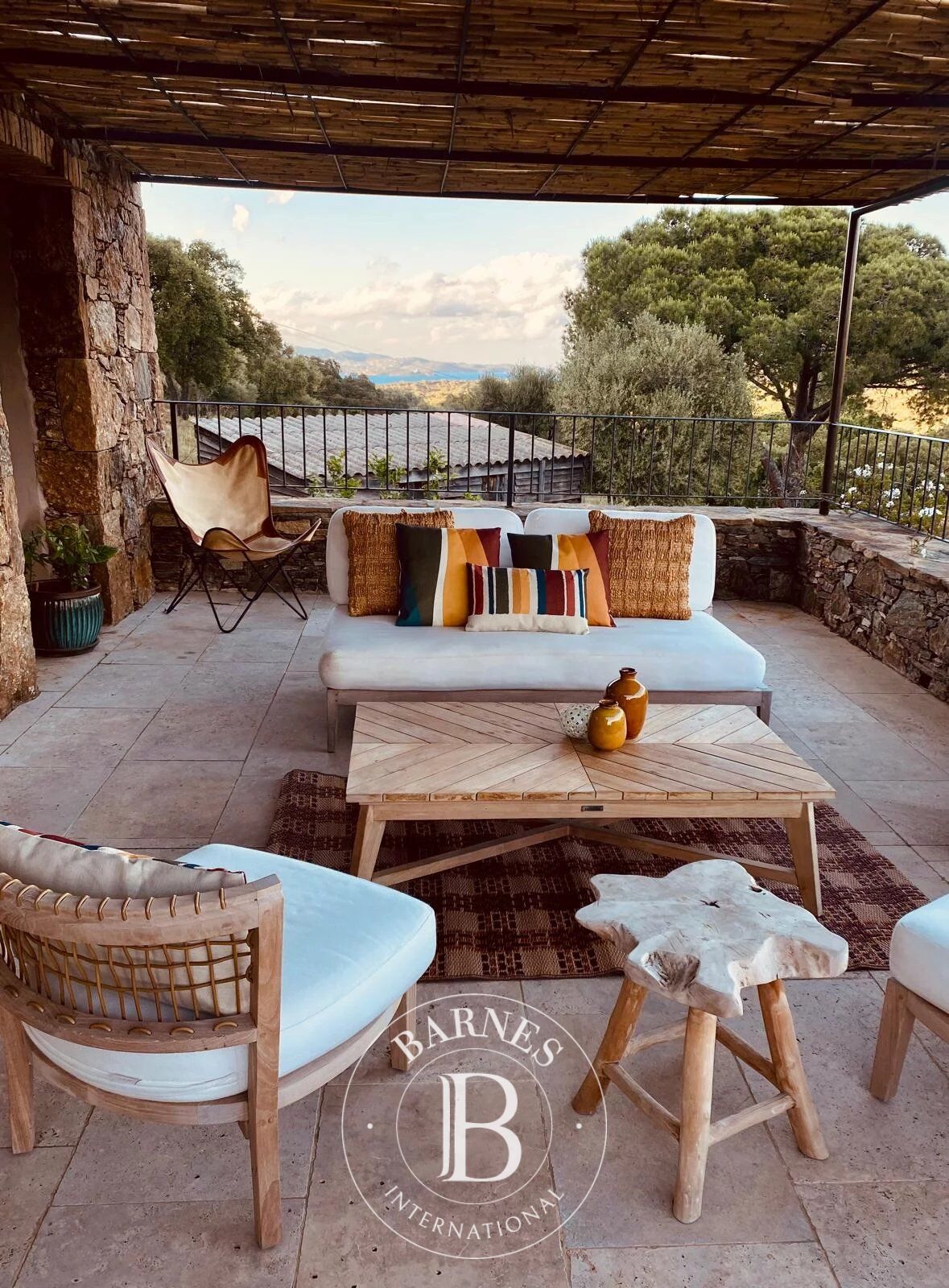 Porto-Vecchio, Piccovaggia, Farmhouse‑style Villa, 4 Bedrooms, Private Estate, Close to the Beach - picture 2