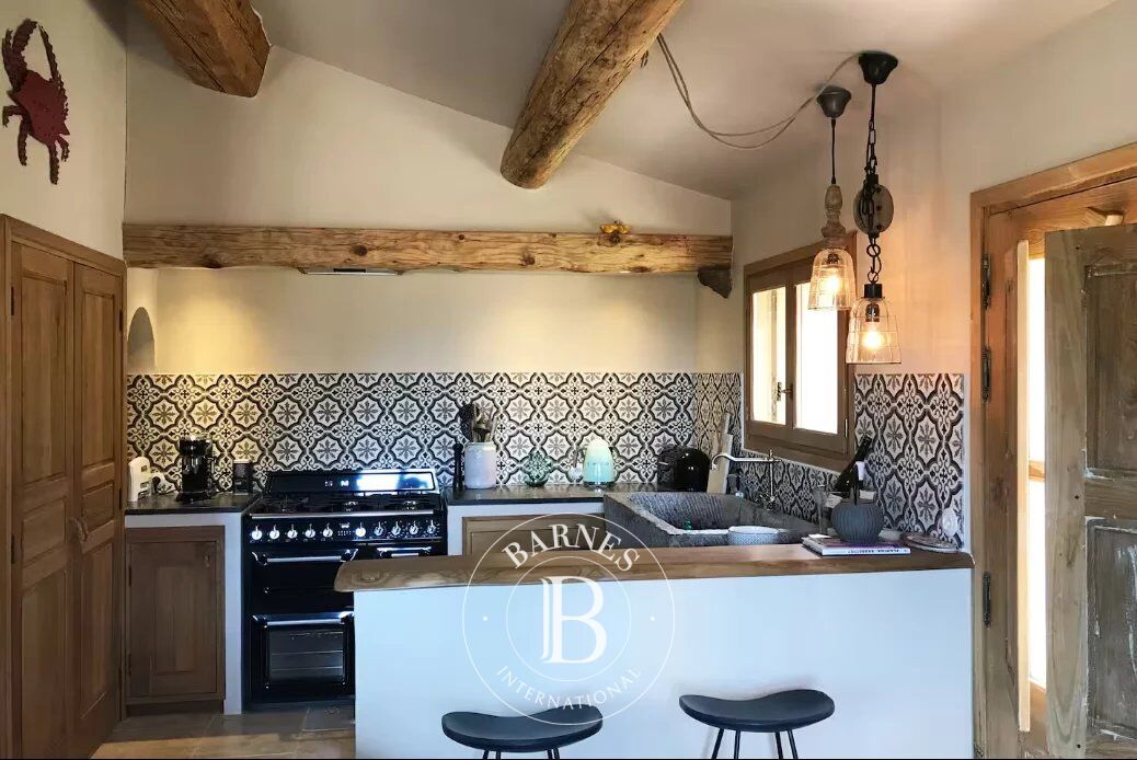 Porto-Vecchio, Piccovaggia, Villa type bergerie, 4 chambres, domaine privé, proche plage - picture 3