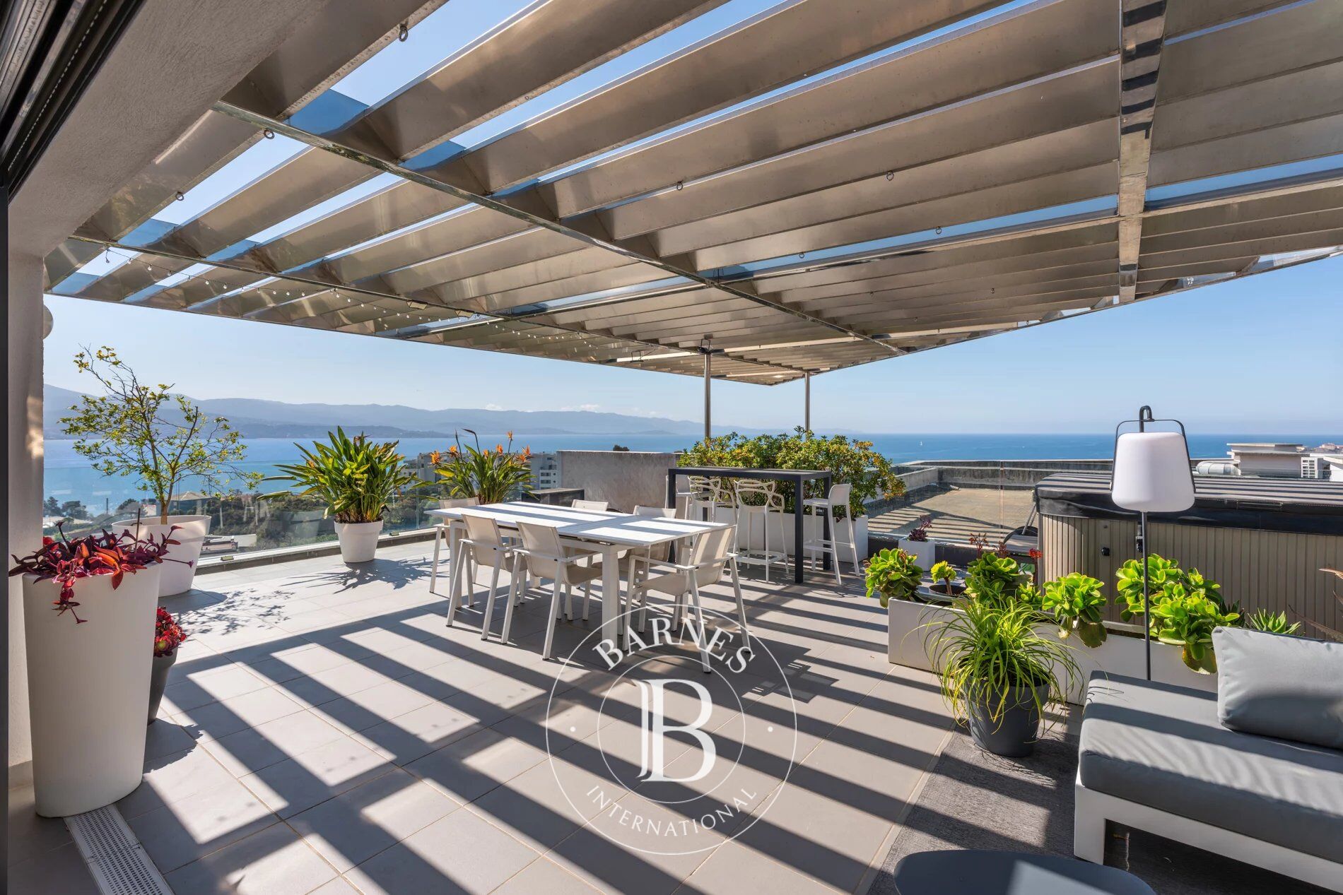 Exclusive,  Ajaccio, Panoramic sea-view penthouse, 3 bedrooms, close to the beach - picture 3