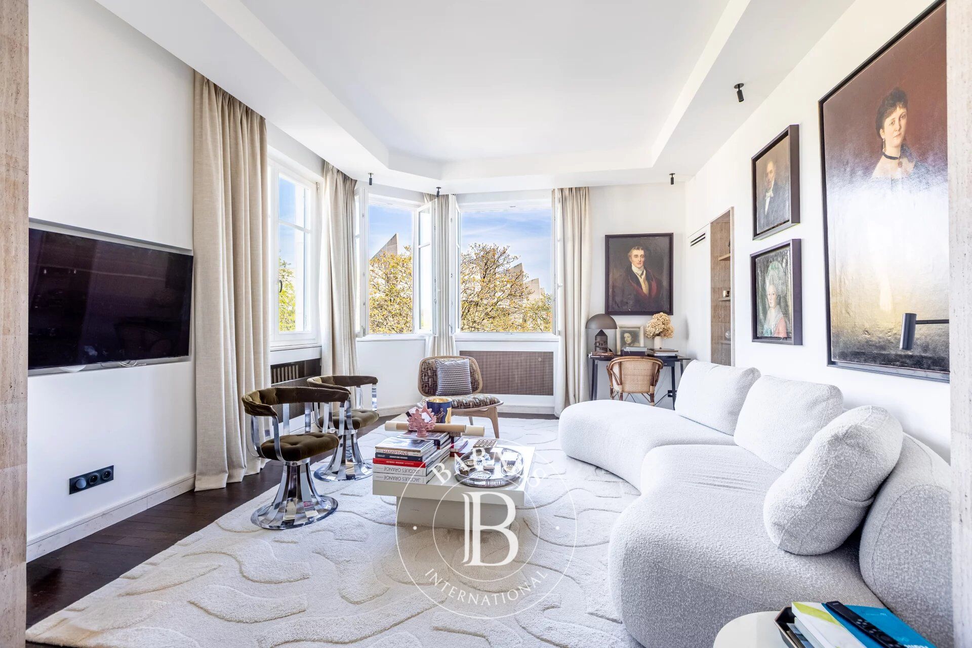 BARNES BOULOGNE - PRINCE MARMOTTAN / BELVÉDÈRE -  RARE - APPARTEMENT 5 PIÈCES DE STANDING - 2 CHAMBRES - PARKING - picture 2