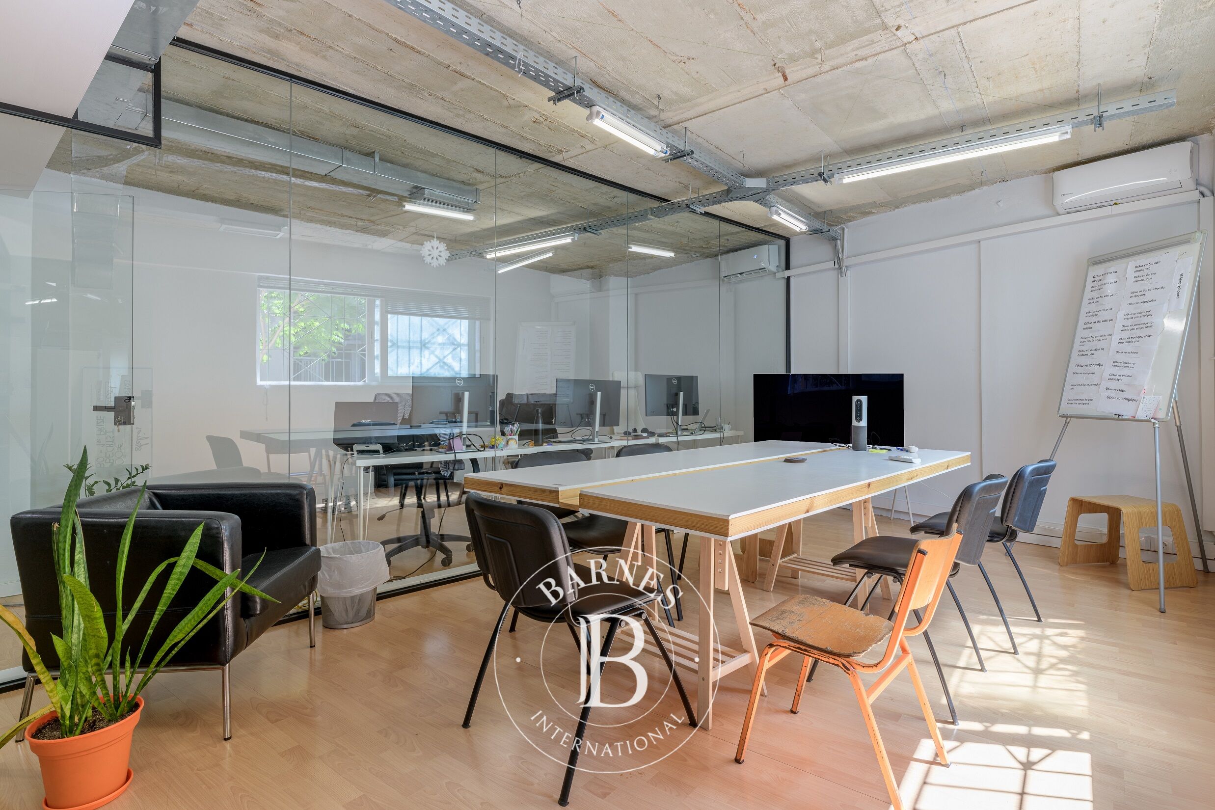 Beautiful Property in a Central Location - Exarchia - picture 3