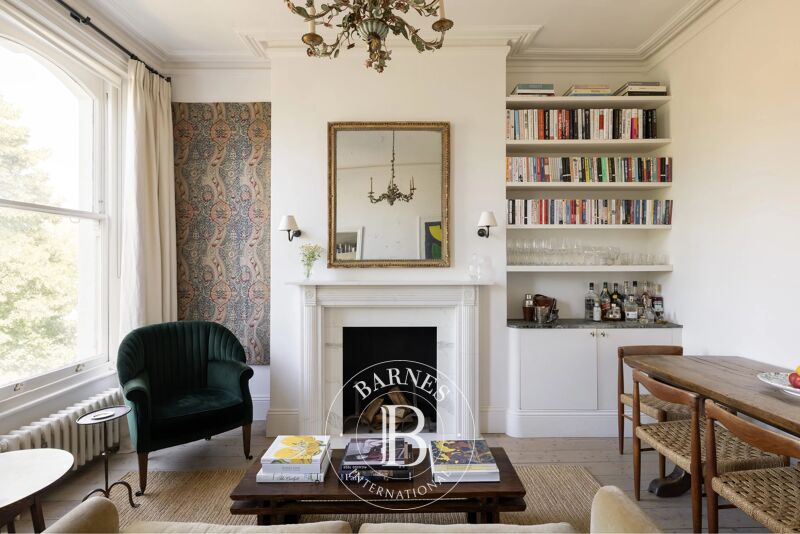 For Rent Apartment | London - picture 1