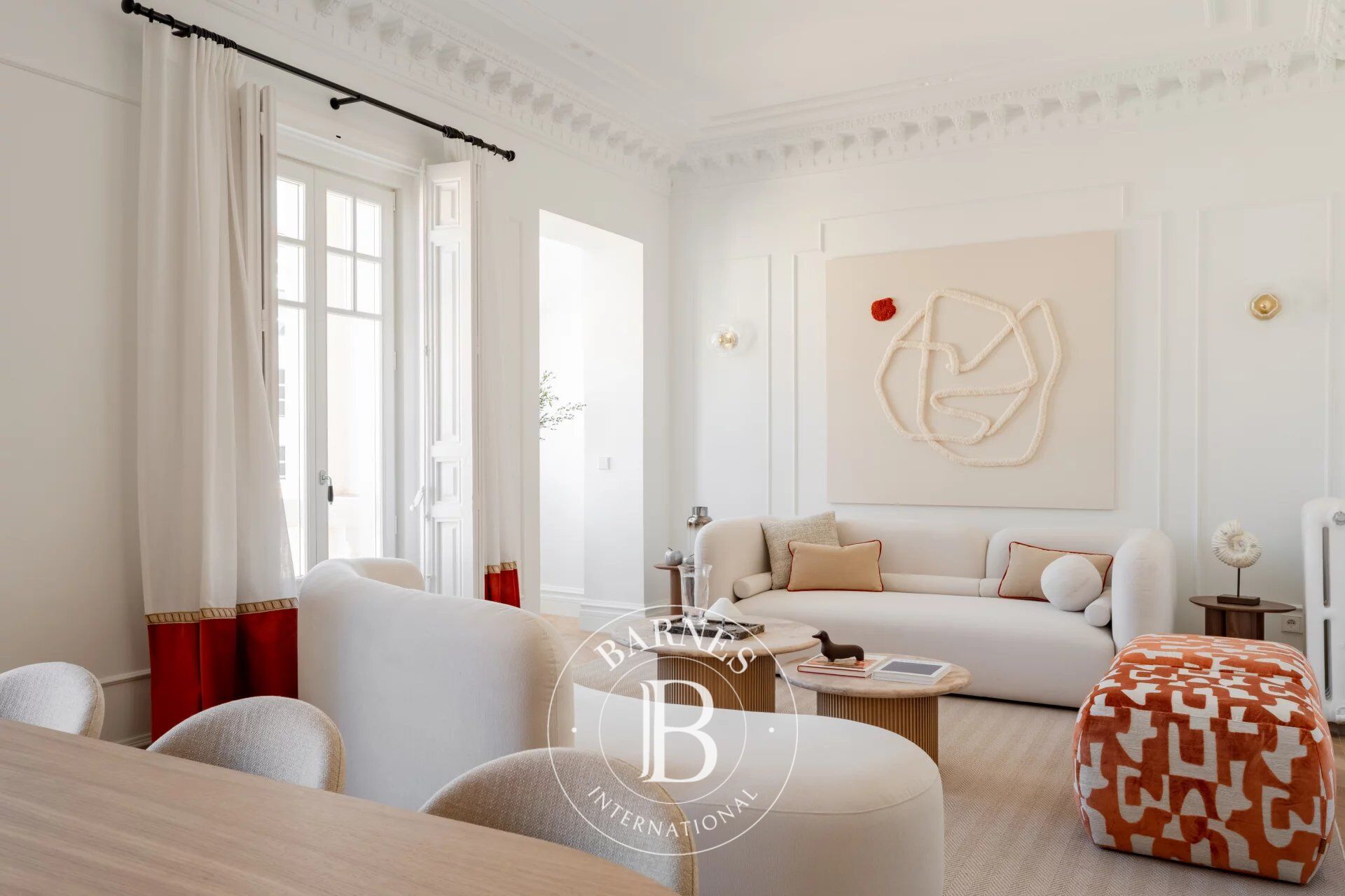 Exclusive Fully Renovated Residence in the Heart of Salamanca – Lista - picture 1