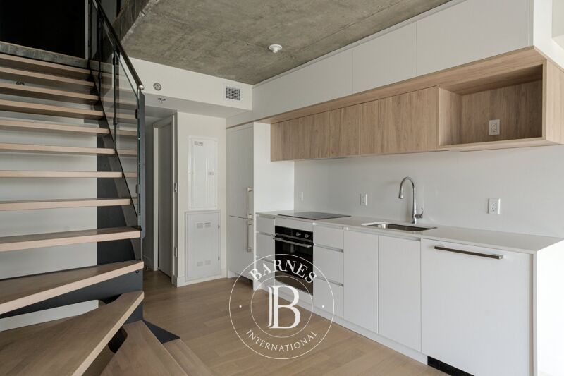 For Sale Apartment | Montréal (Ville-Marie) - picture 3