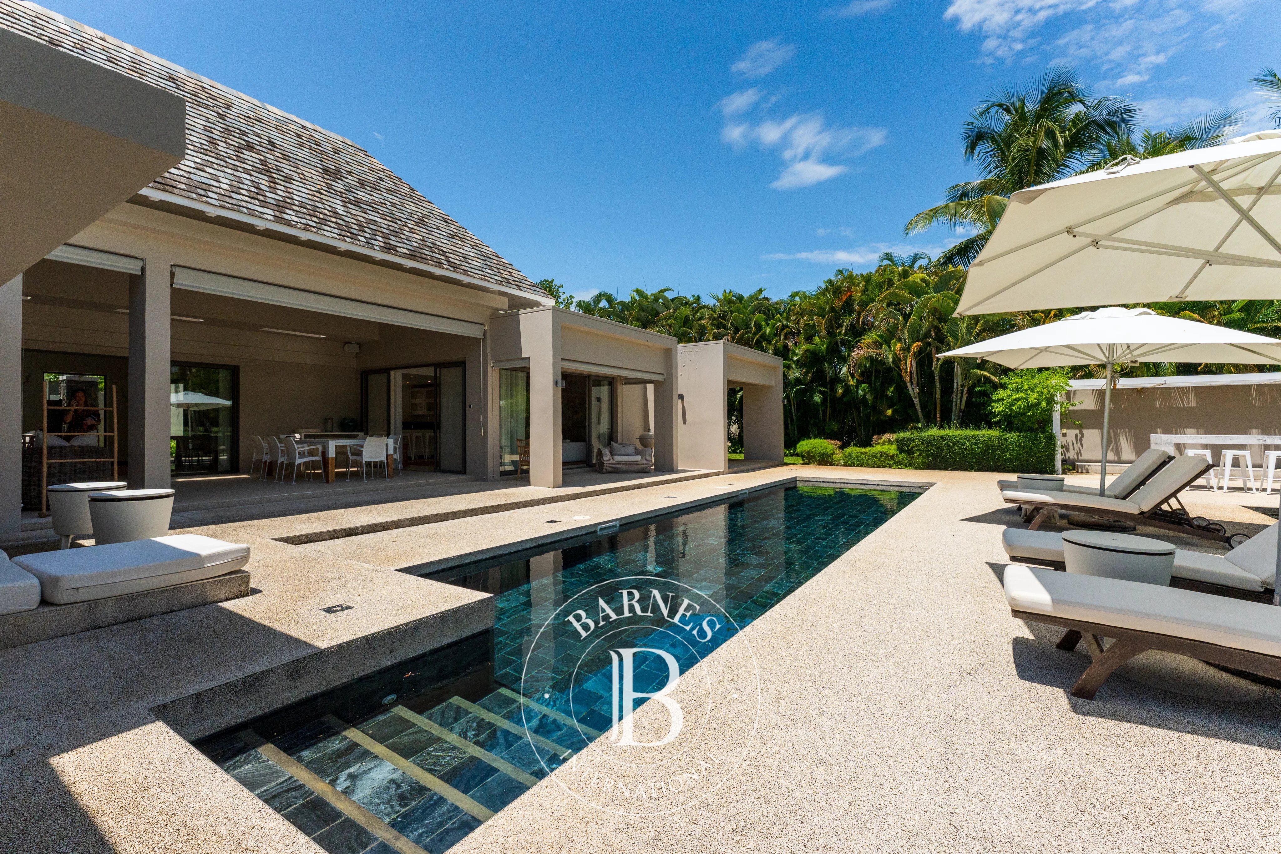 ANAHITA GOLF RESORT - Luxury 5-Bedroom Villa with Golf Course Views - picture 1