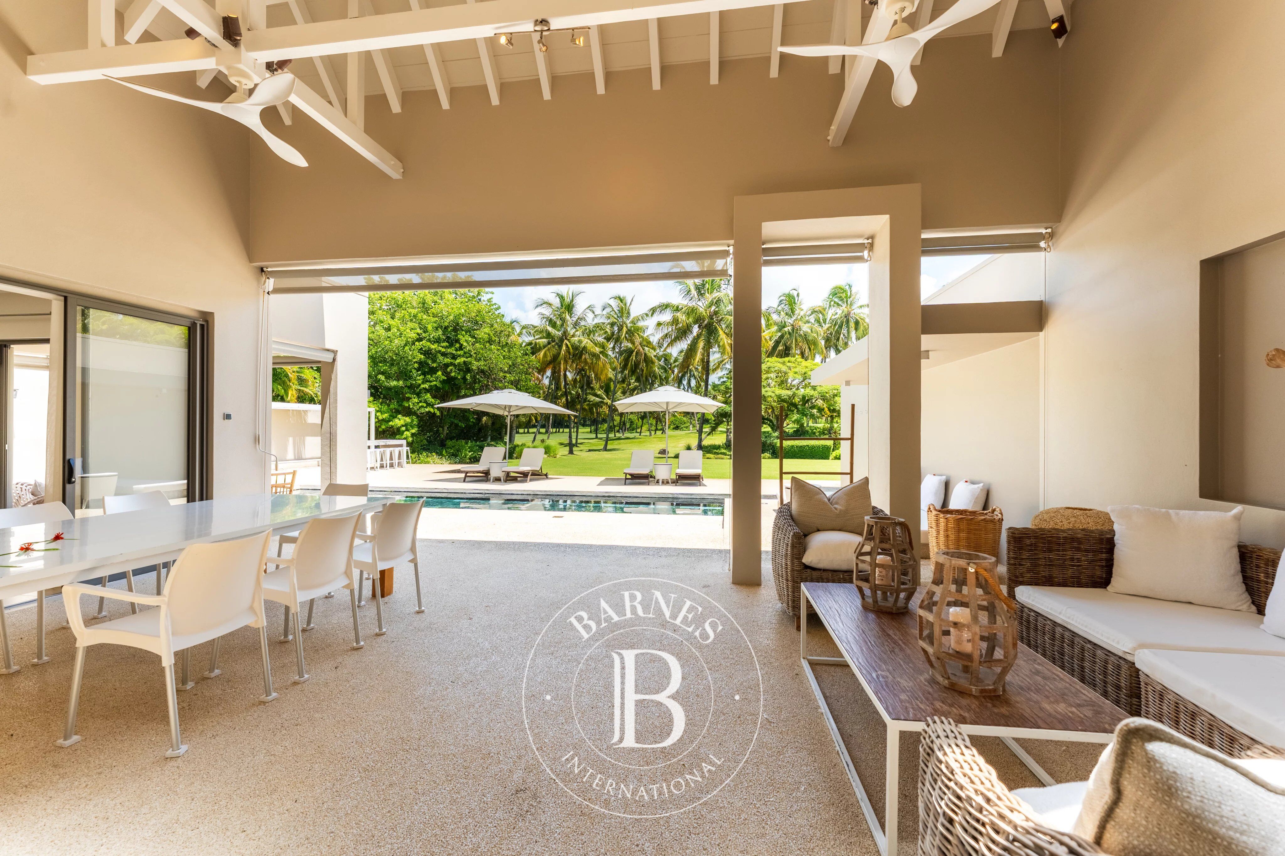 ANAHITA GOLF RESORT - Luxury 5-Bedroom Villa with Golf Course Views - picture 2