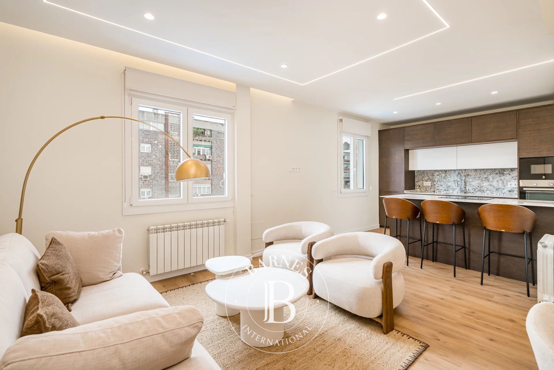 Appartement Exclusif Rénové avec Vue Panoramique et Piscine dans le Quartier du Retiro - picture 1