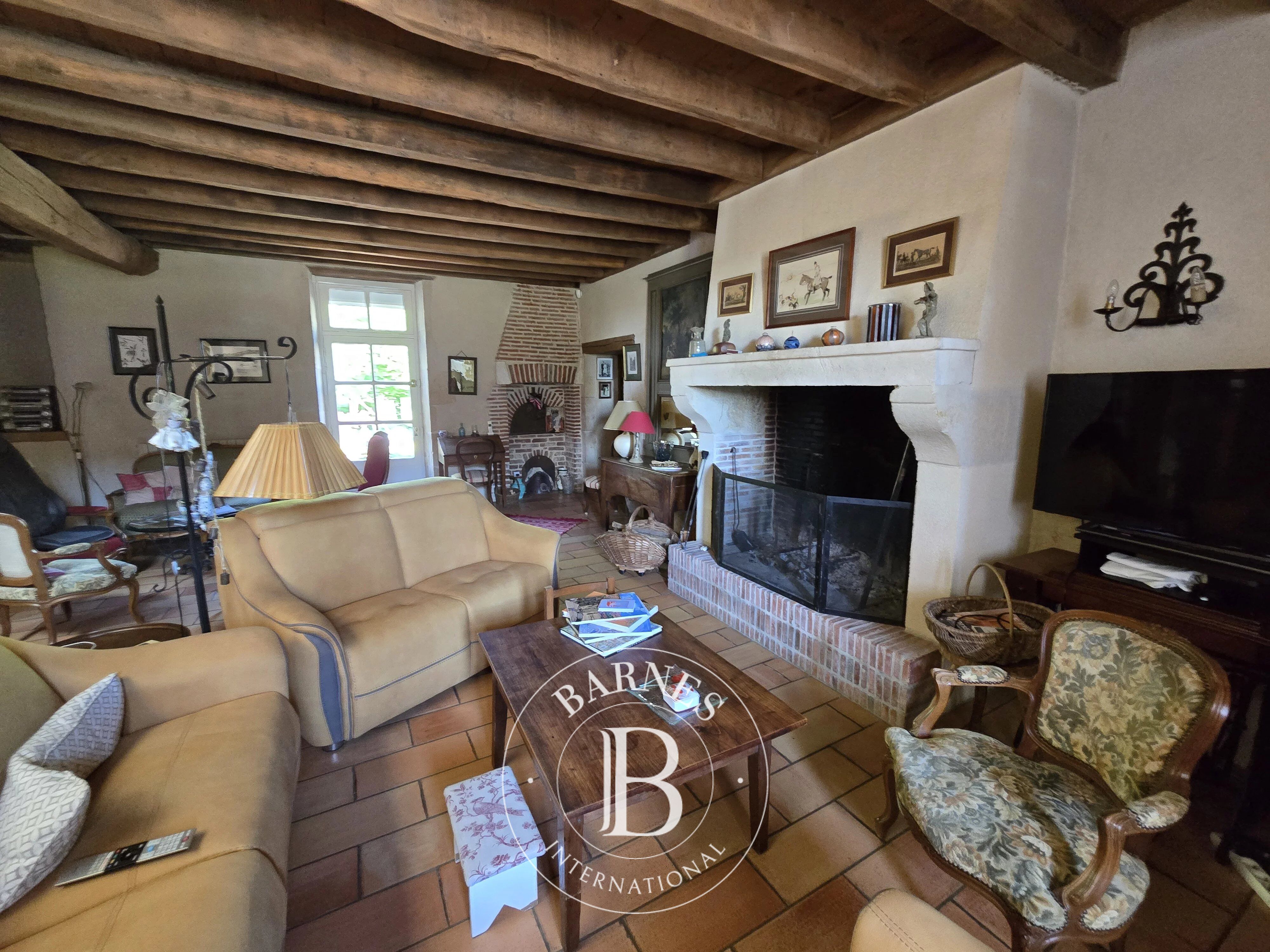 Cascina Moulins-sur-Yèvre - picture 3