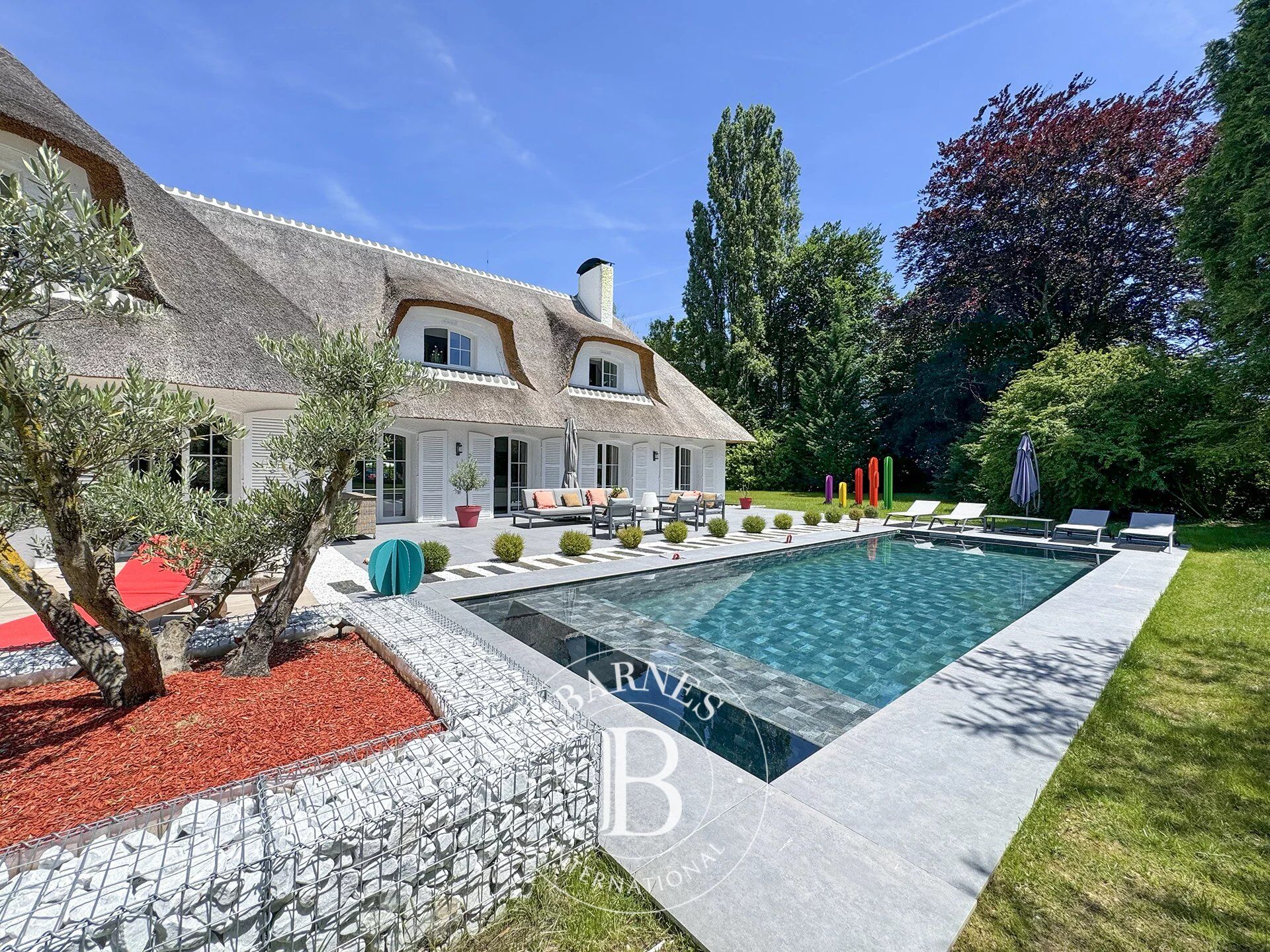 BARNES AIX-LES-BAINS - MAISON D'EXCEPTION - 5 SUITES - PISCINE ET JARDIN - picture 3