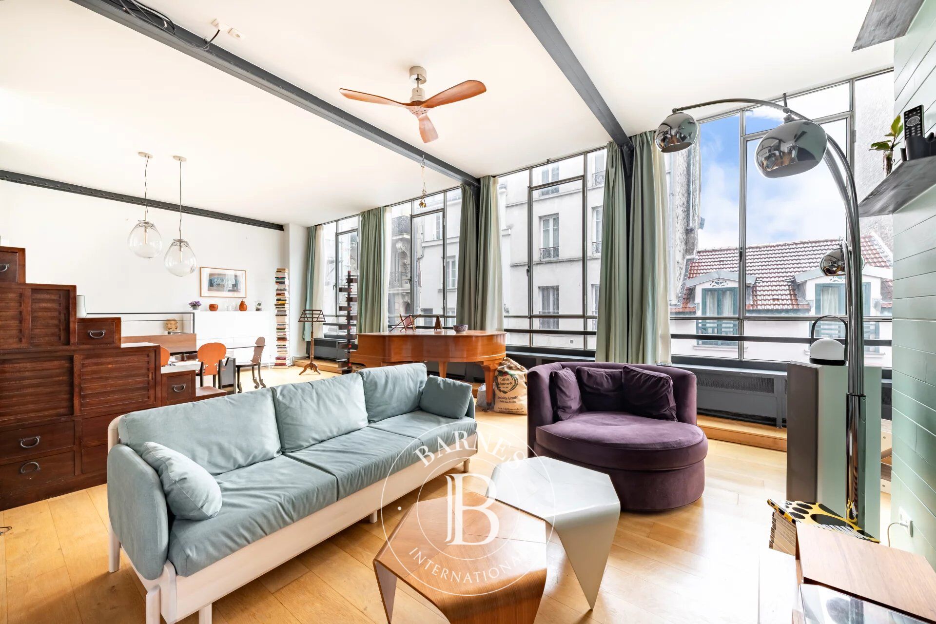 PARIS 18 - CITE DES FUSAINS - LOFT - 3-BED - VOLUME - LIGHT - QUIET - HOUSE FEEL - picture 1