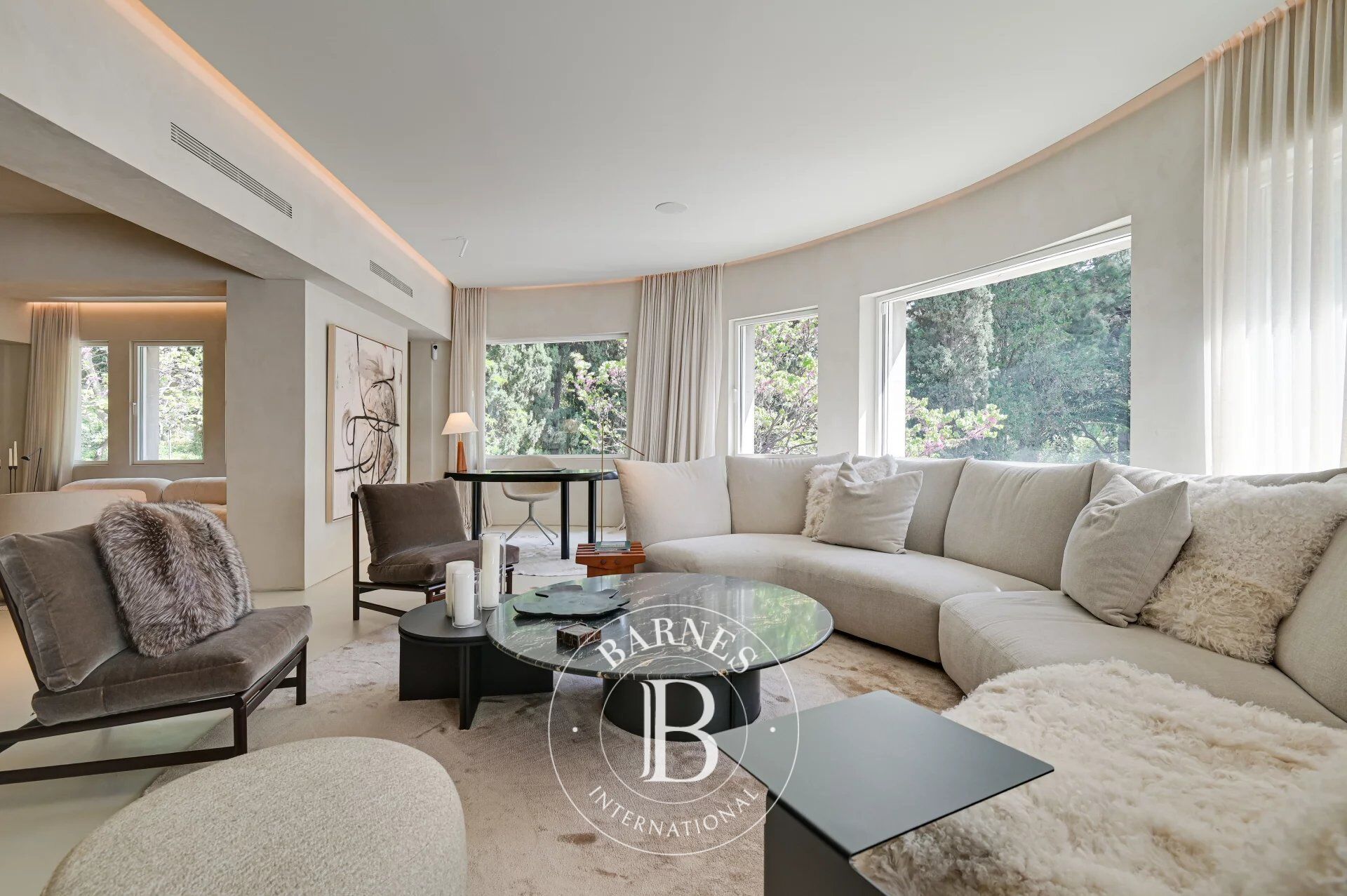 Contemporary elegance overlooking Turó Park - picture 1