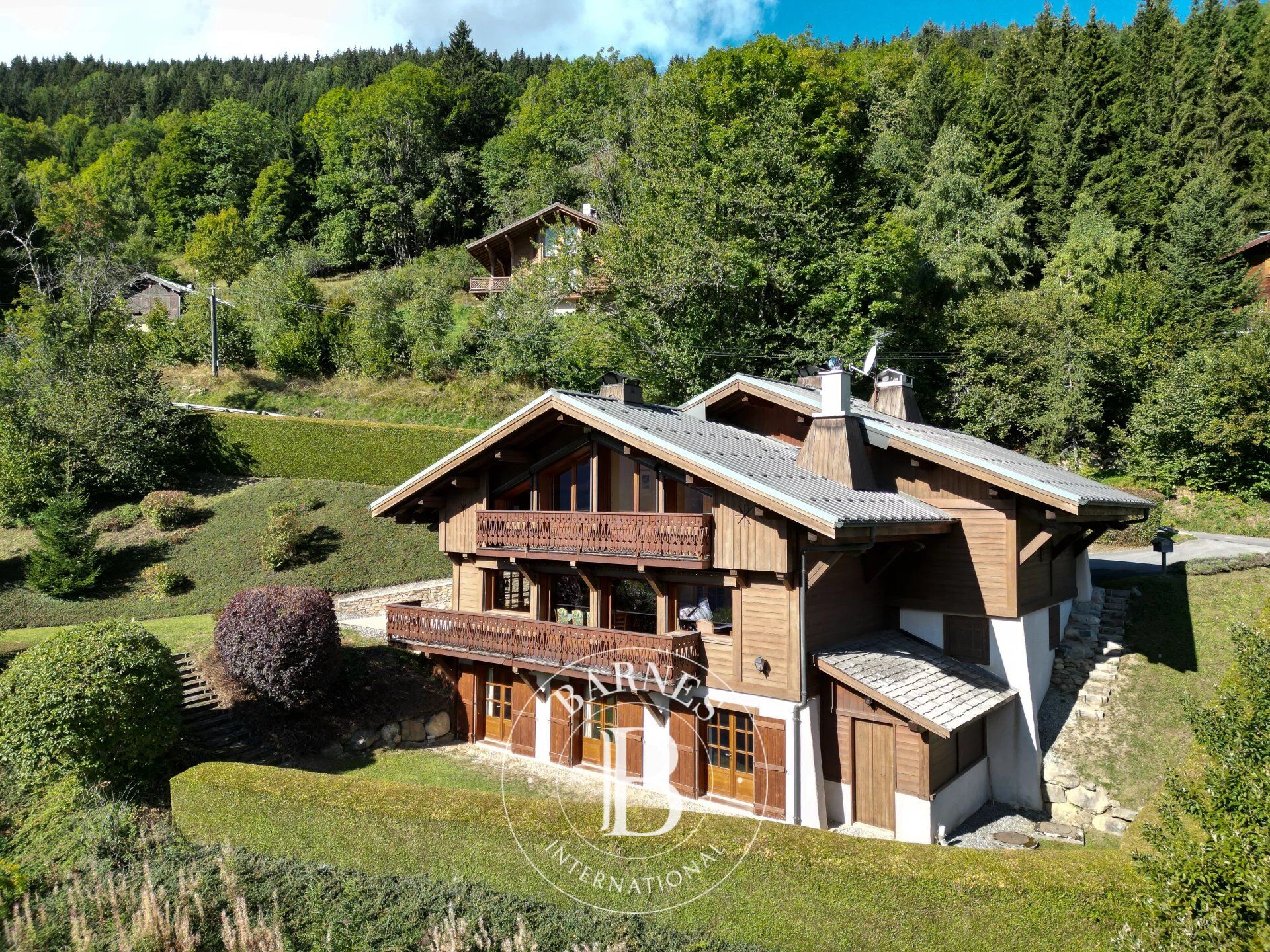 BARNES SAINT-GERVAIS - SAINT-NICOLAS-DE-VÉROCE - CHALET FAMILIAL VUE MONT-BLANC - picture 1