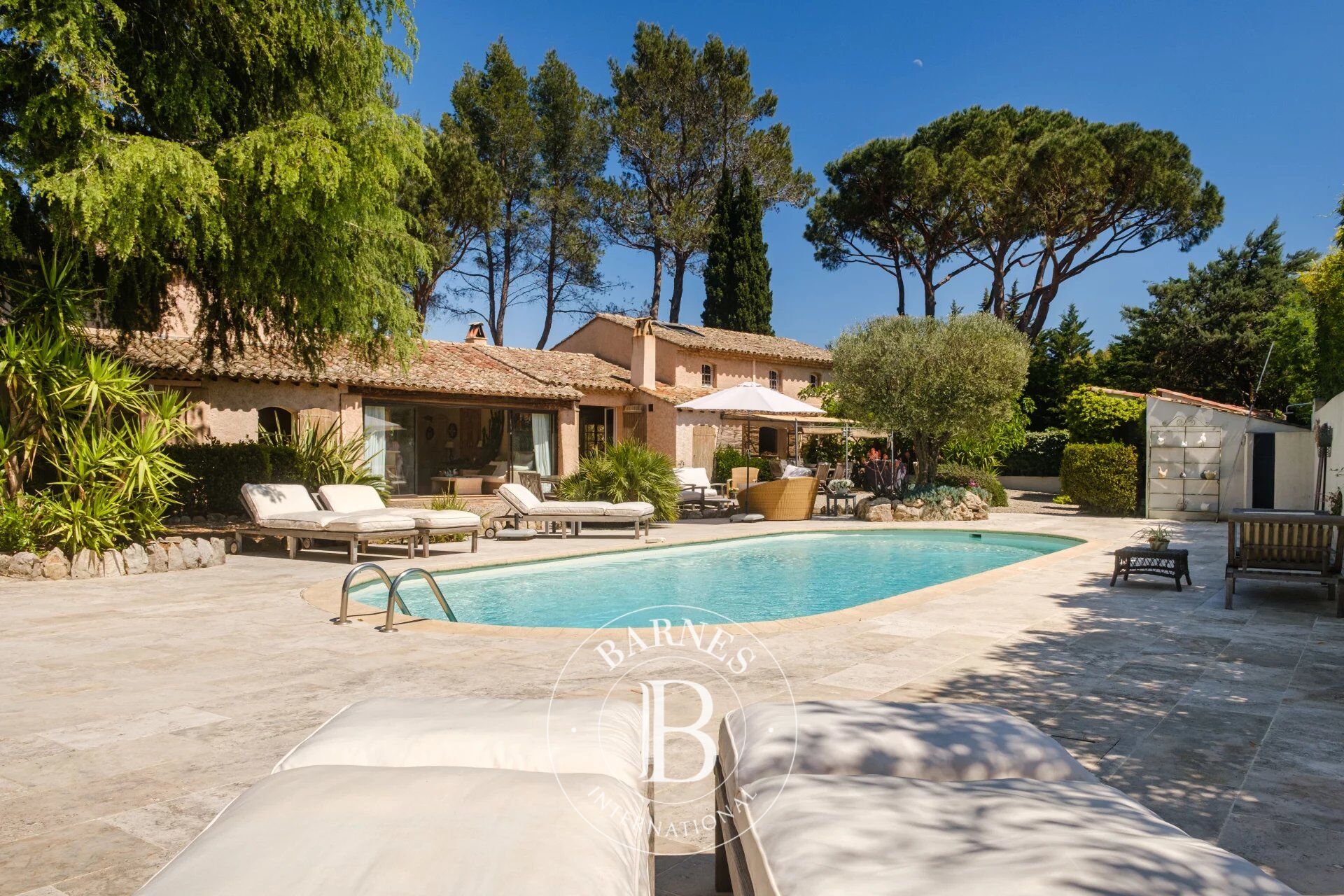 Villa Le Plan-de-la-Tour - picture 1