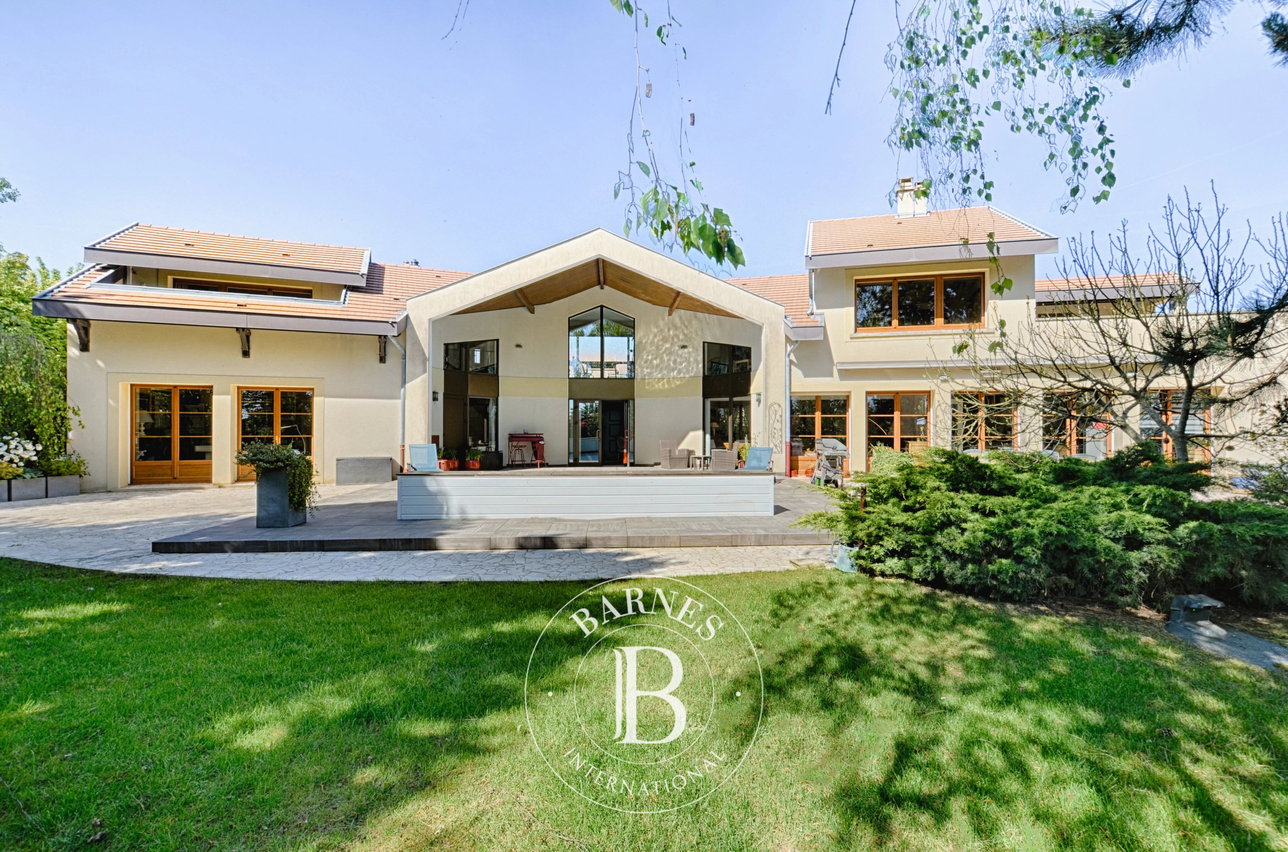 Villa Metz - picture 1