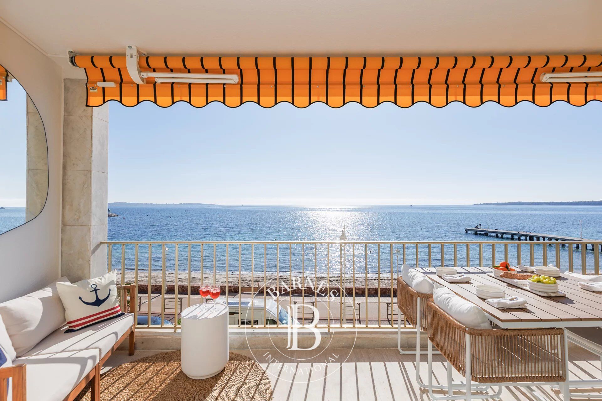 CANNES PALM BEACH / MOURÉ ROUGE - 2 BEDROOMS - TERRACES - PANORAMIC SEA VIEW - picture 2