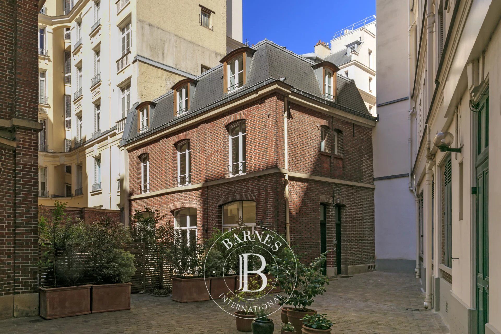 Paris 7 - St François Xavier -  5 chambres - Maison familiale - picture 2