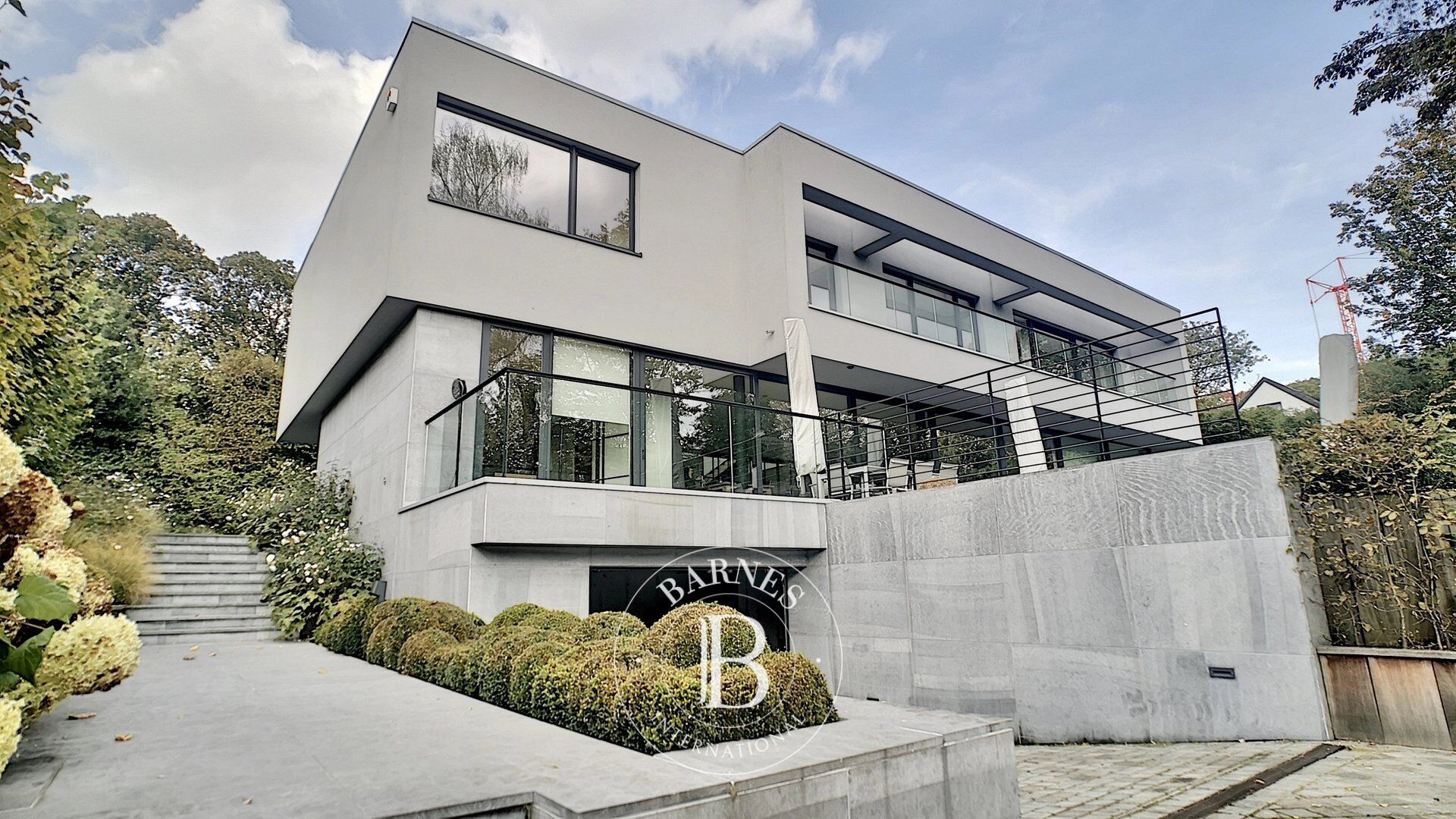 Vert Chasseur - Contemporary Villa - picture 1