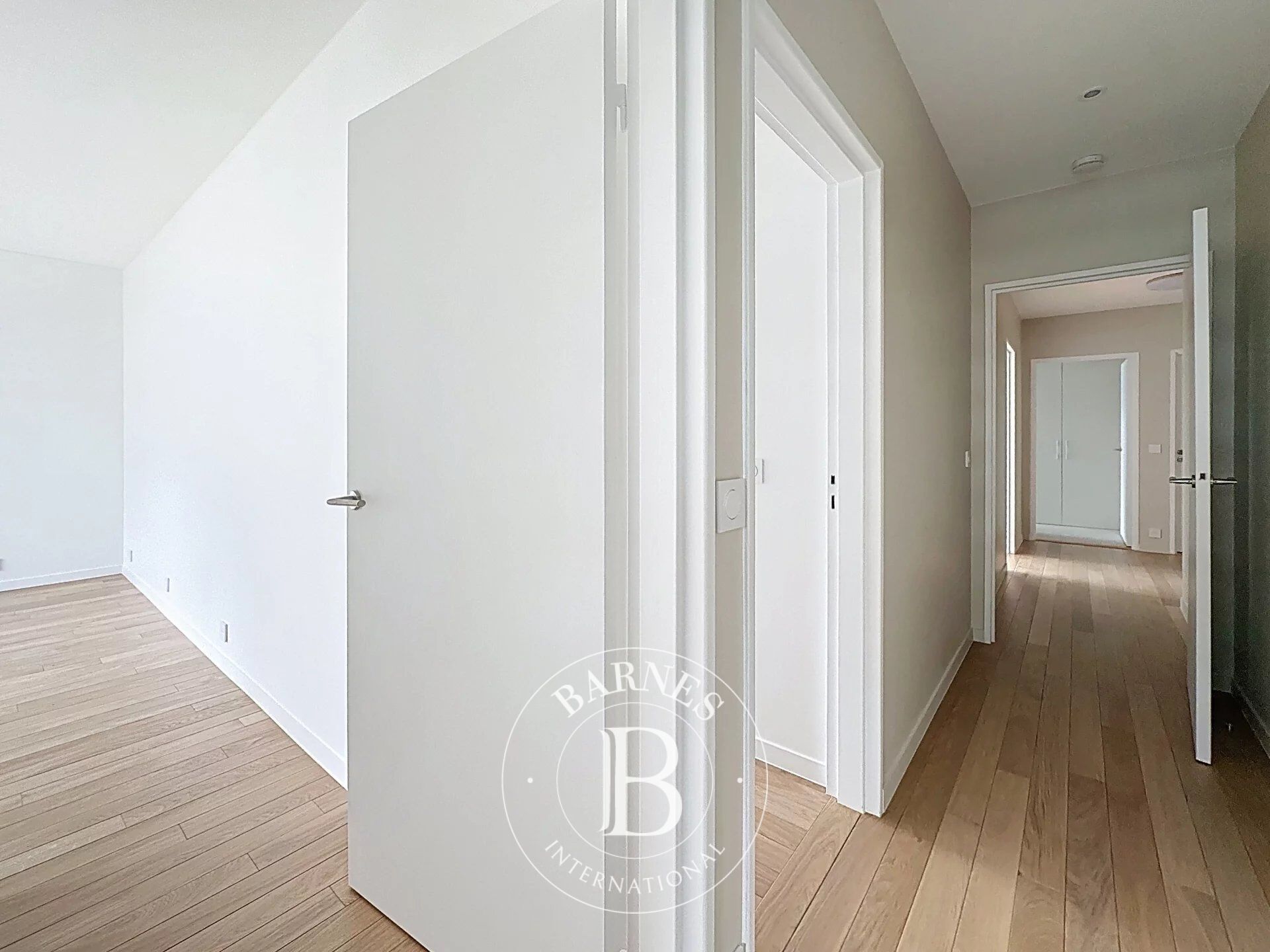 Le service location de la Maison BARNES vous présente ce bien : - picture 2