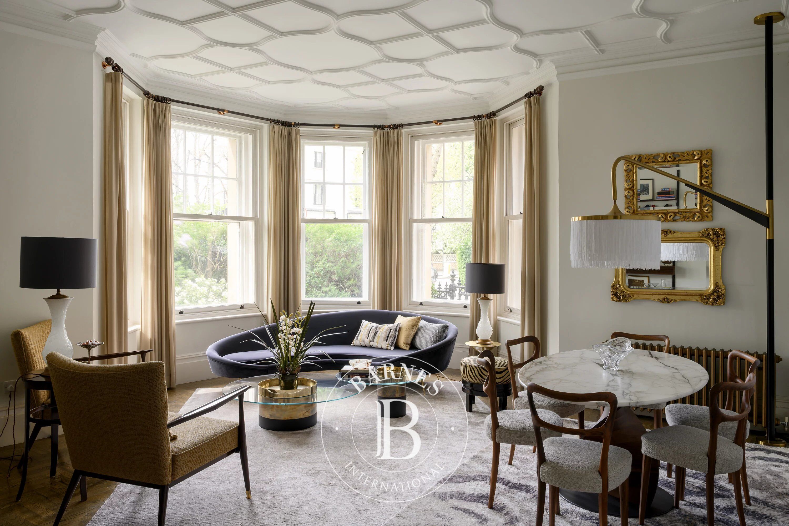 Oakwood Court, Holland Park - picture 2