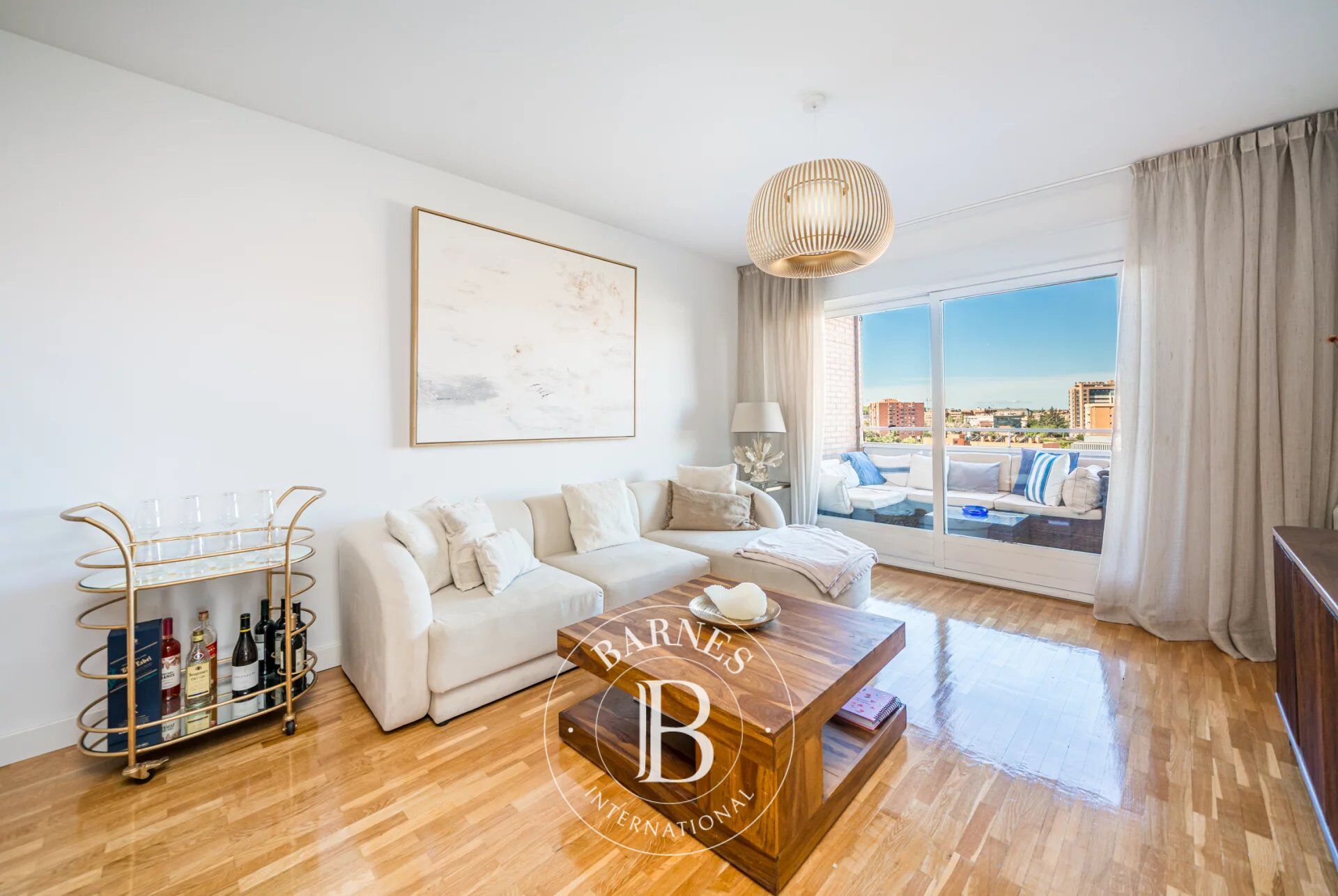 MADRID - PEÑAGRANDE Spacieuse maison de 4 chambres avec terrasse, garage et conciergerie à Peñagrande - picture 1