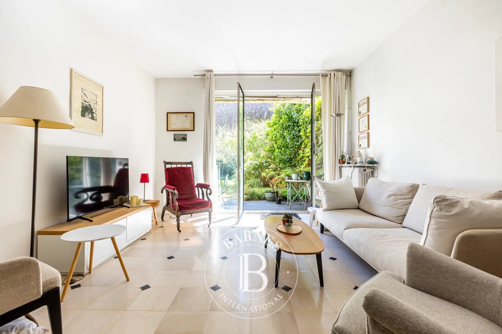 Wohnung Paris 15ème - picture 2