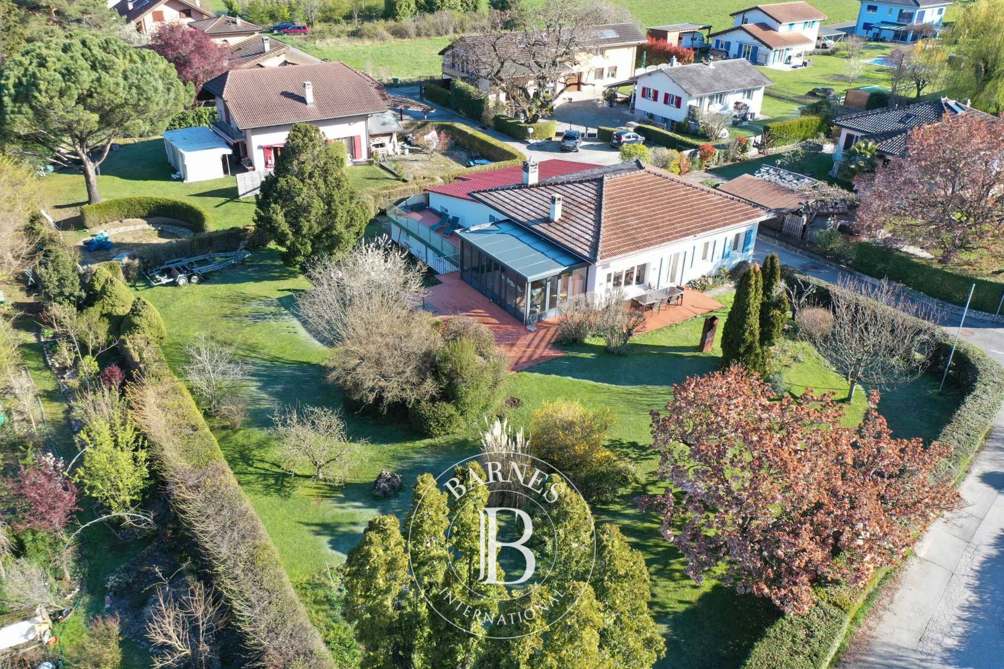 Villa Bex - picture 1