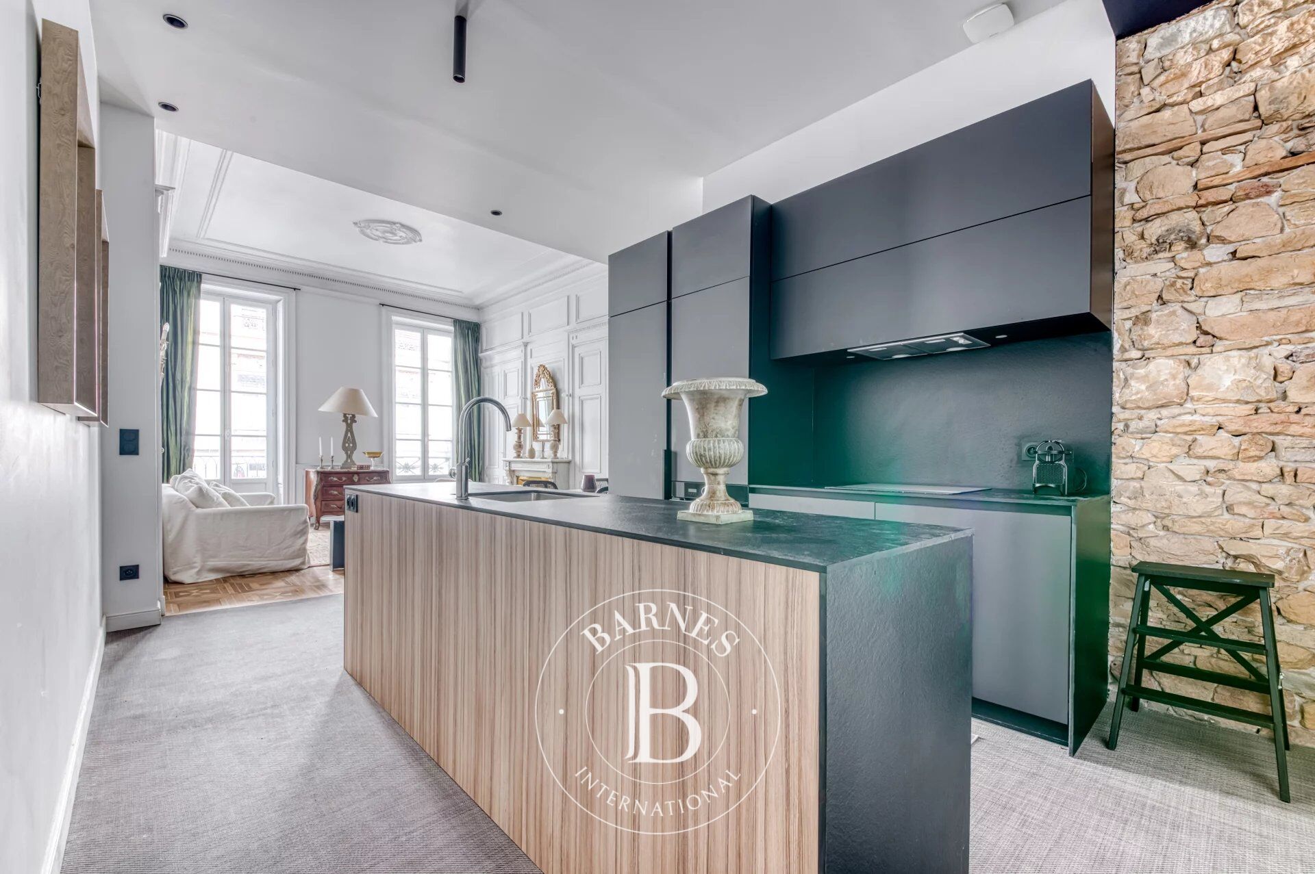 Lyon 2 - Bellecour - Apartment of 100.14 sqm - Balcony - 2 Bedrooms - picture 3