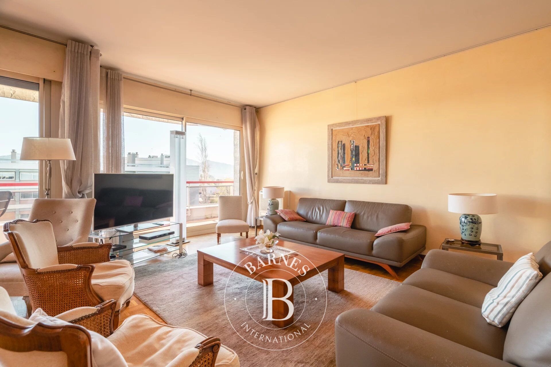 VENTE- APPARTEMENT - DERNIER ETAGE - 4 CHAMBRES - 2eme PRADO - TERRASSE - GARAGE - picture 2