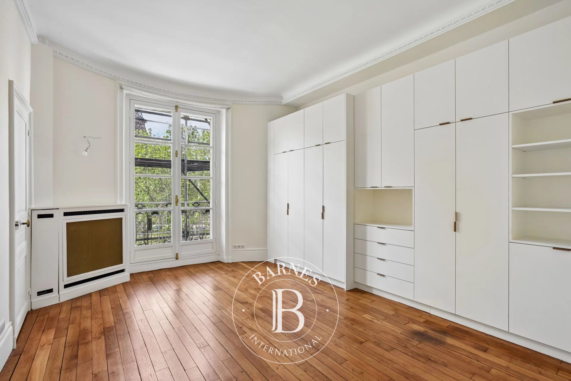 For Rent Apartment | Paris 7ème - picture 9