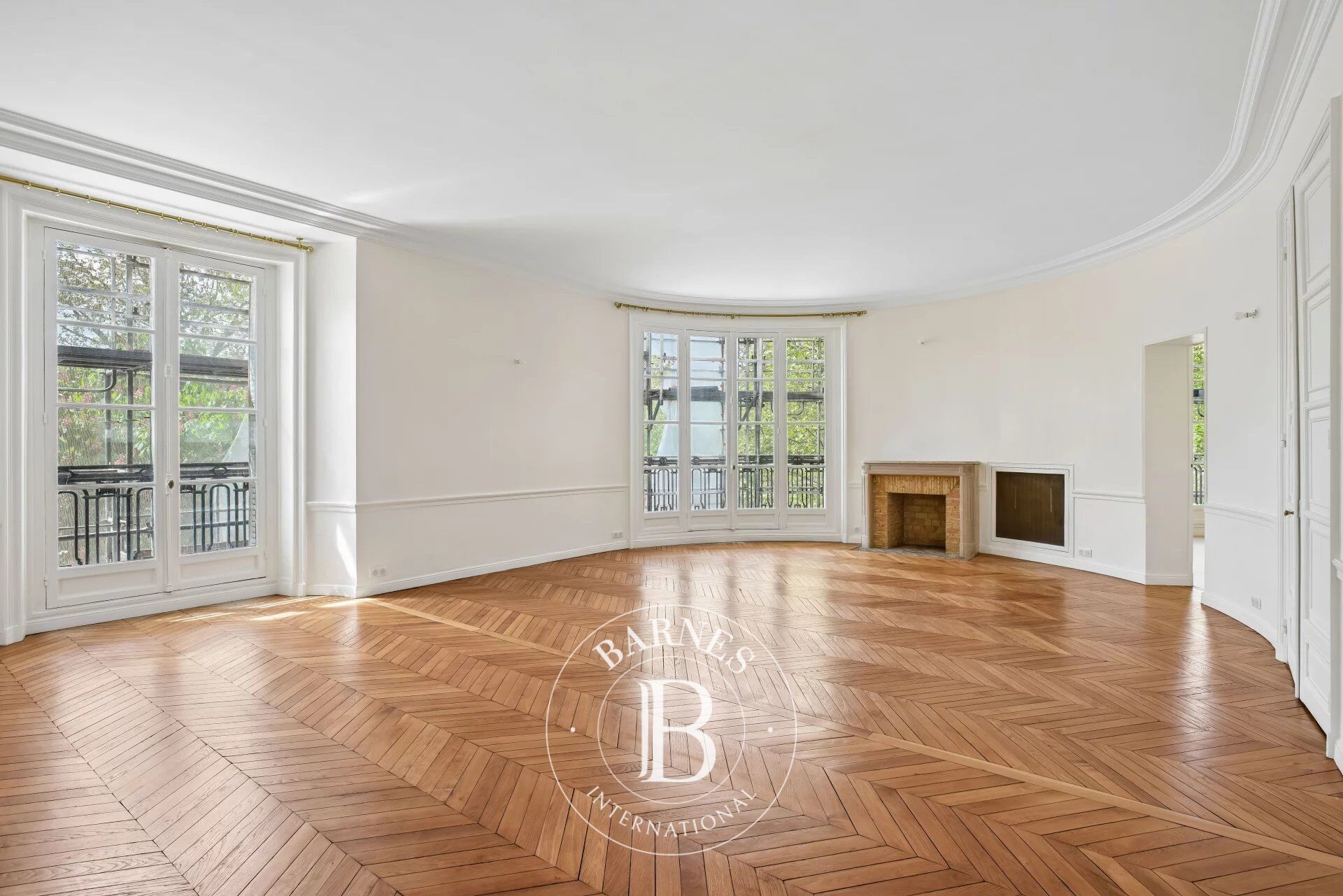 Piso Paris 7ème - picture 1