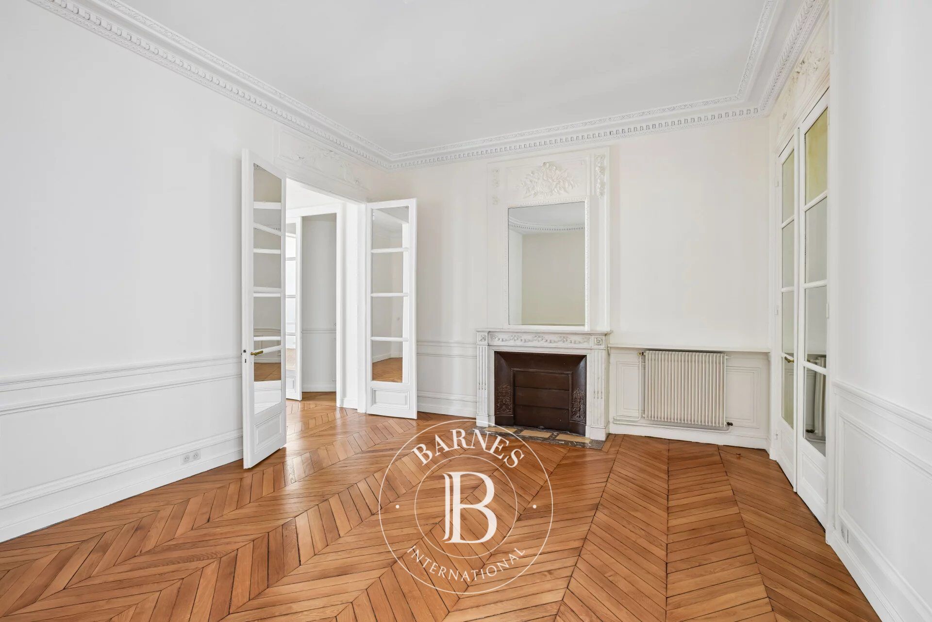 For Rent Apartment | Paris 7ème - picture 4