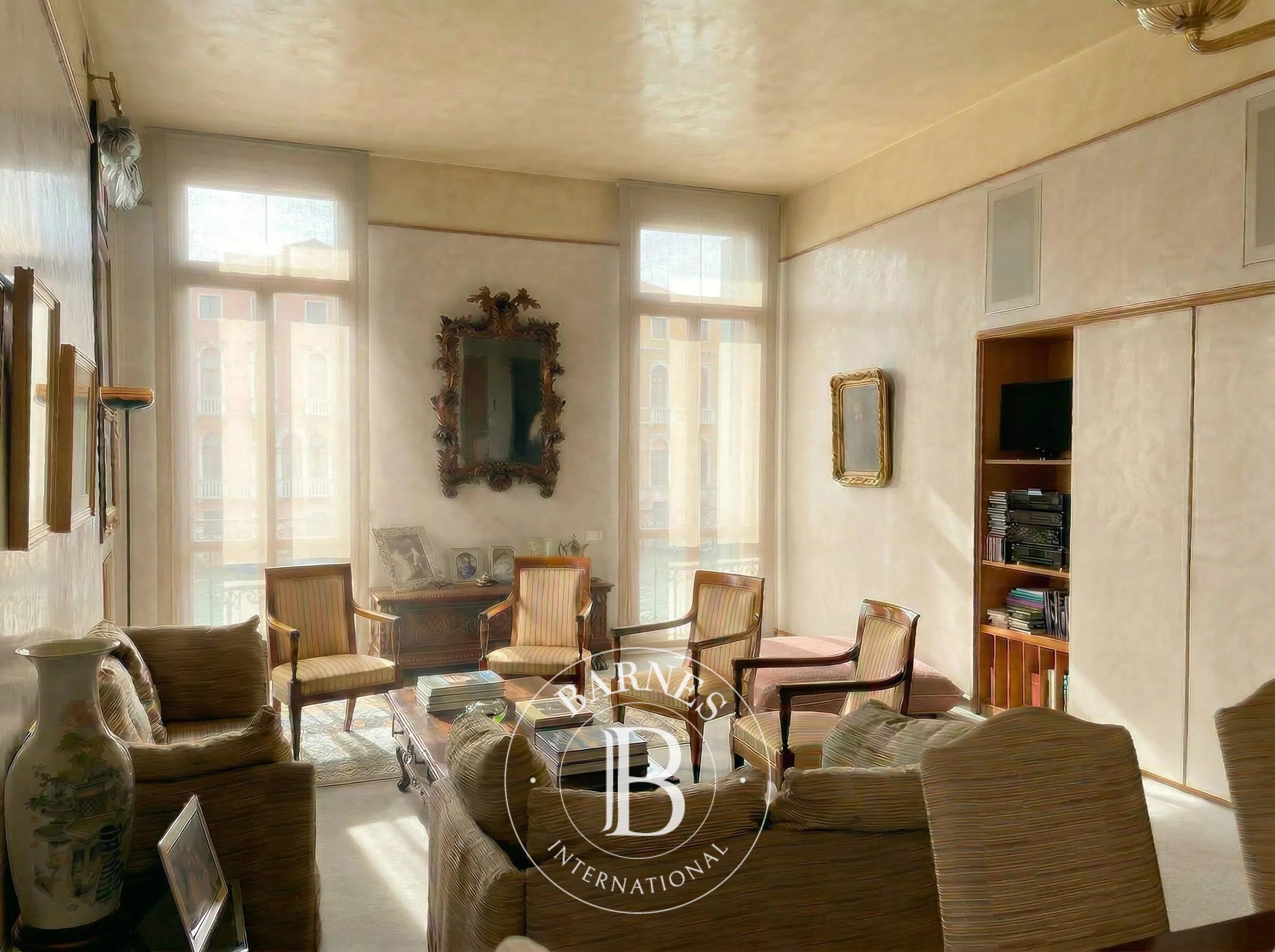 Venice, Cannaregio: Main Floor overlooking the Grand Canal - picture 2