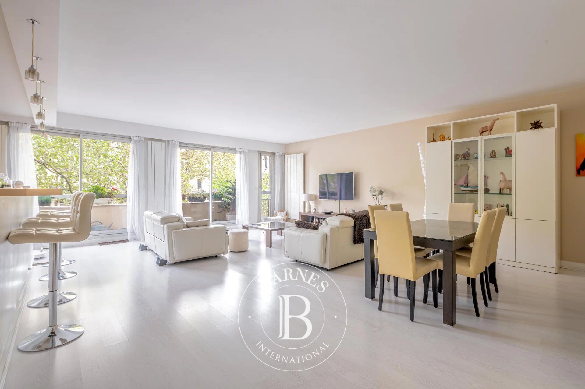 Paris 14e - Montparnasse - Appartement familial - 4 chambres - Balcons - picture 3