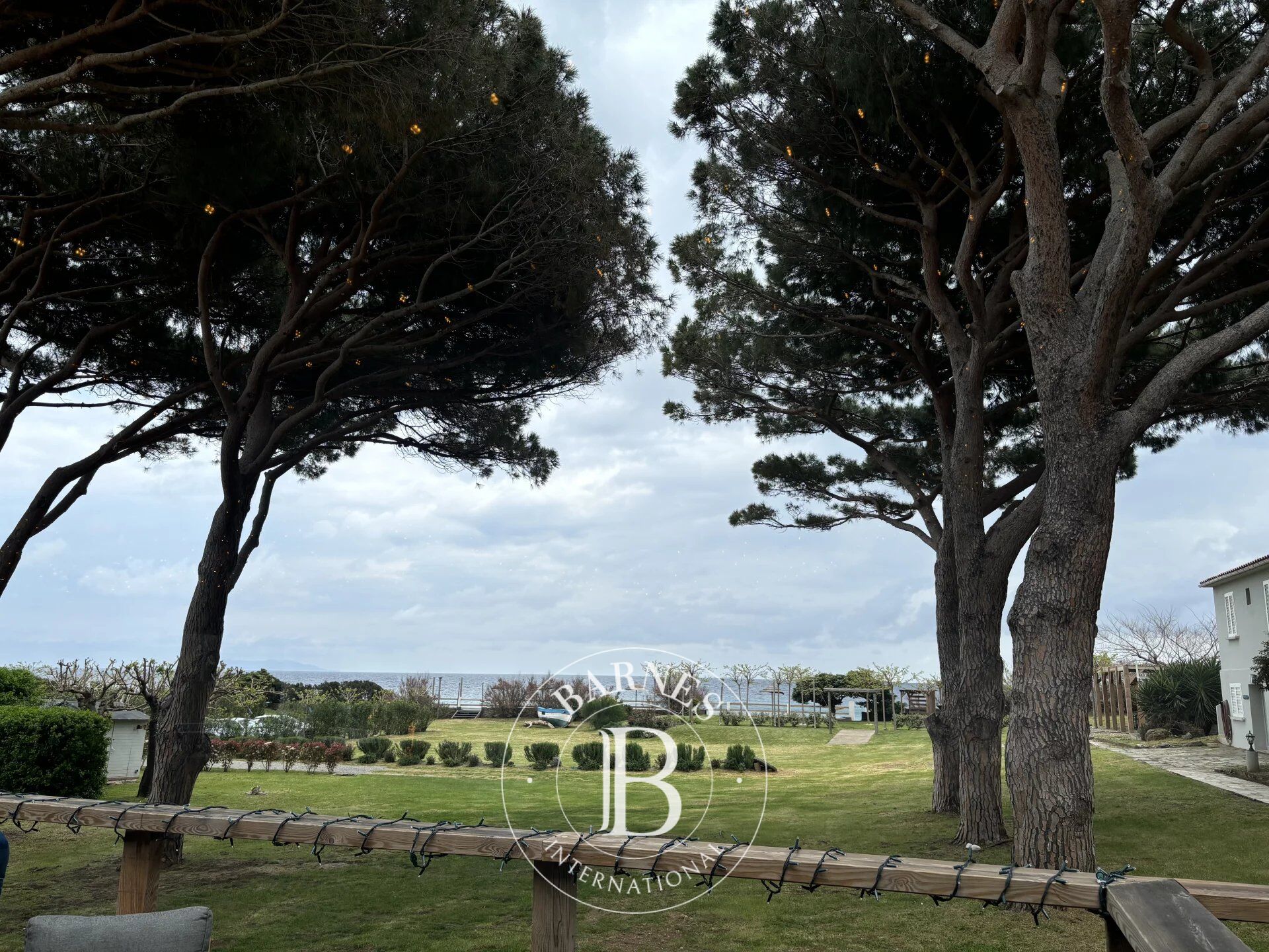 Cap Corse, Sisco, private waterfront estate, 4 units, outdoor spaces, residential or tourist project, sea view and direct access - picture 2