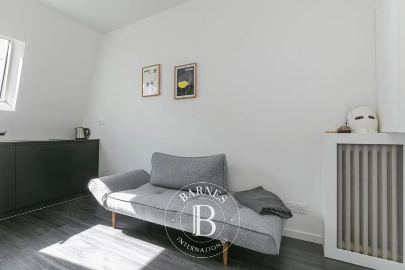 For Sale Apartment | Paris 8ème - picture 2