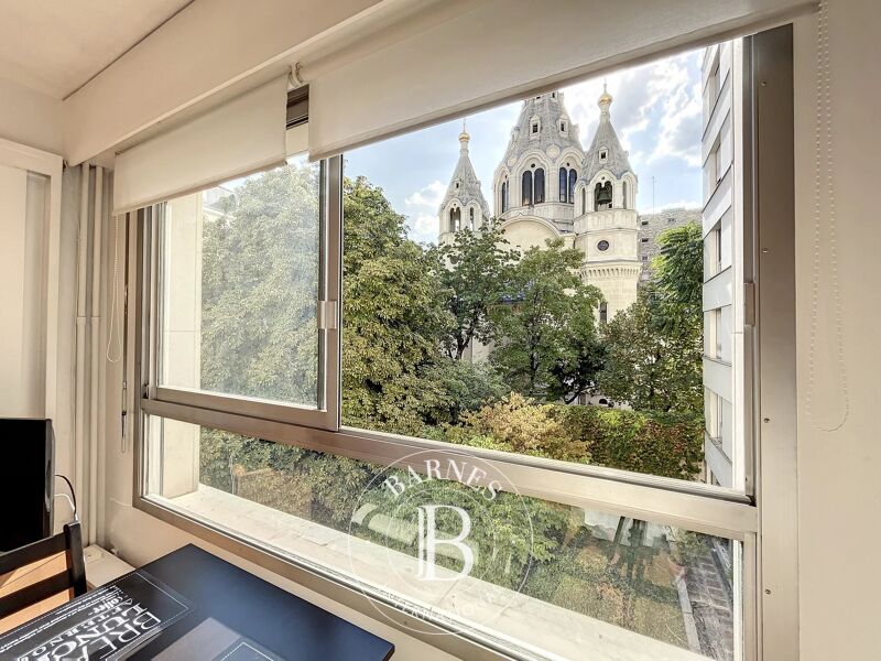 For Sale Apartment | Paris 8ème - picture 2