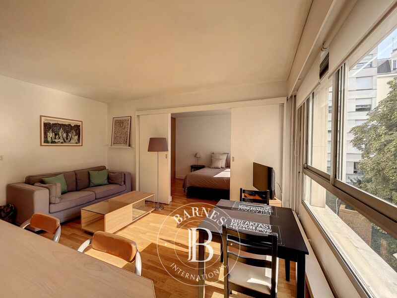 For Sale Apartment | Paris 8ème - picture 3