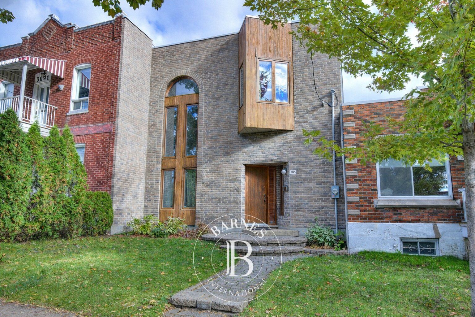 Casa Montréal (Mercier/Hochelaga-Maisonneuve) - picture 1