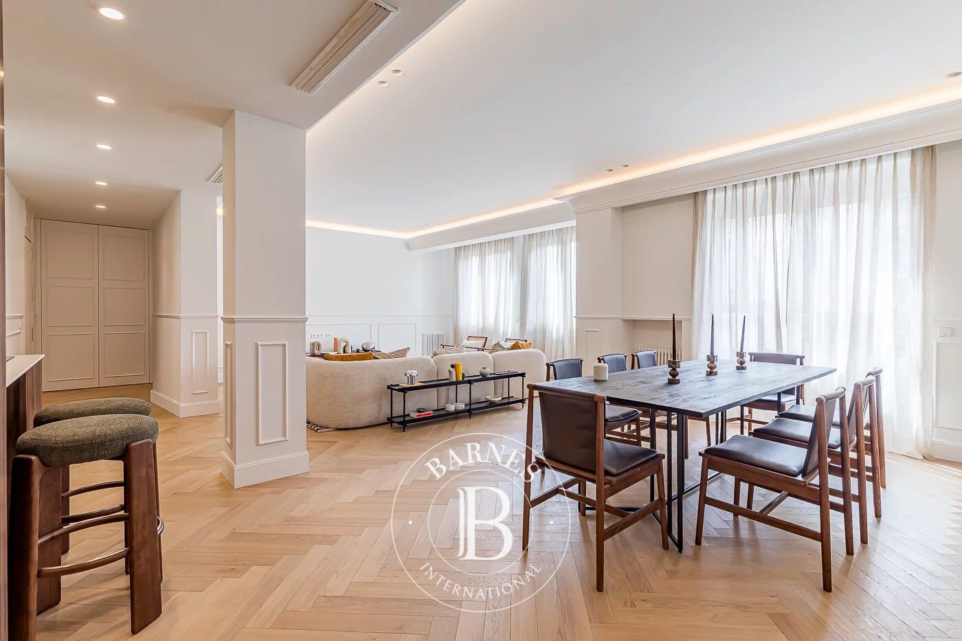 Appartement rénové à Goya par Barnes - picture 1