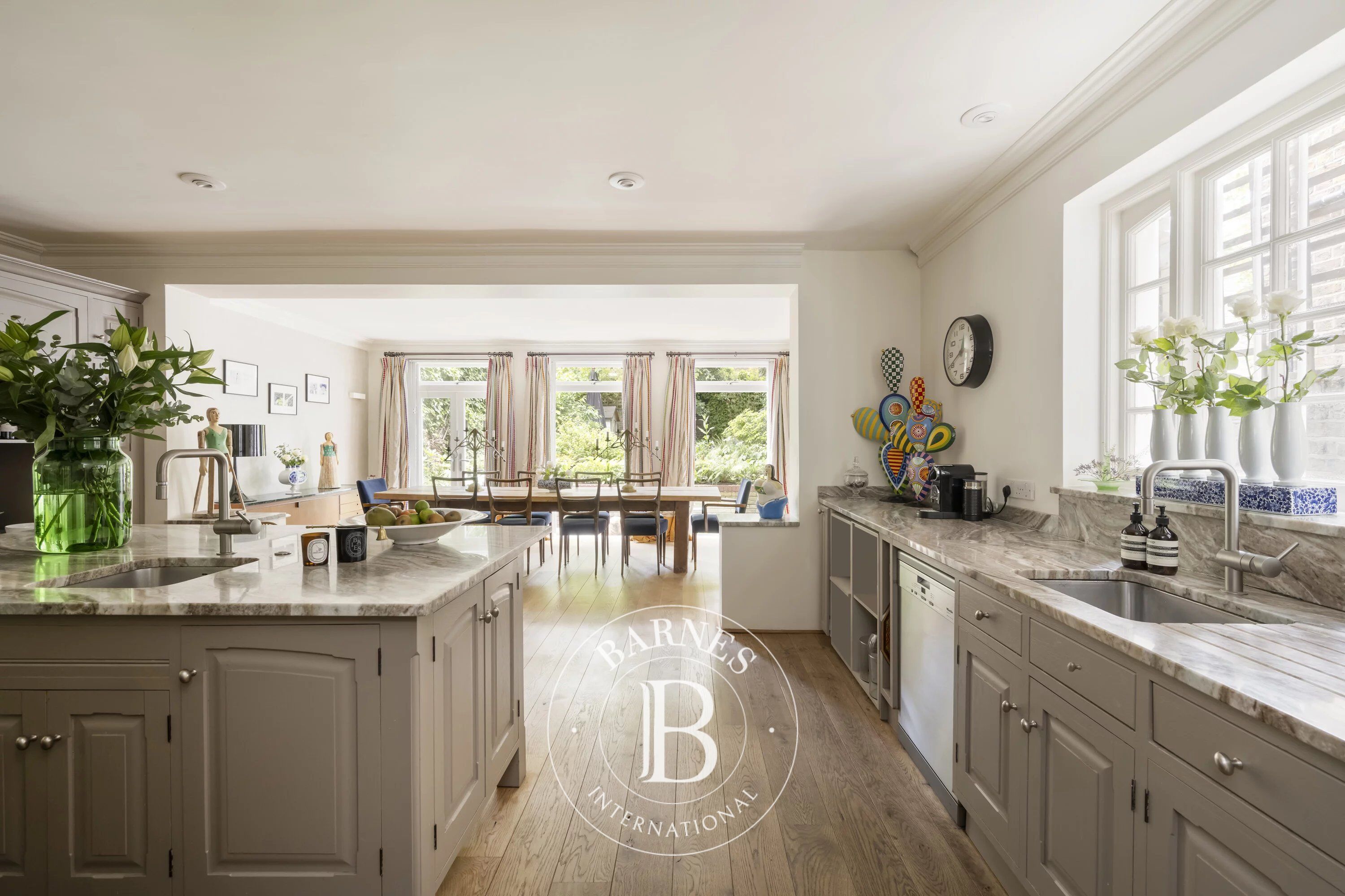 Aldridge Road Villas, Notting Hill W11 - picture 3