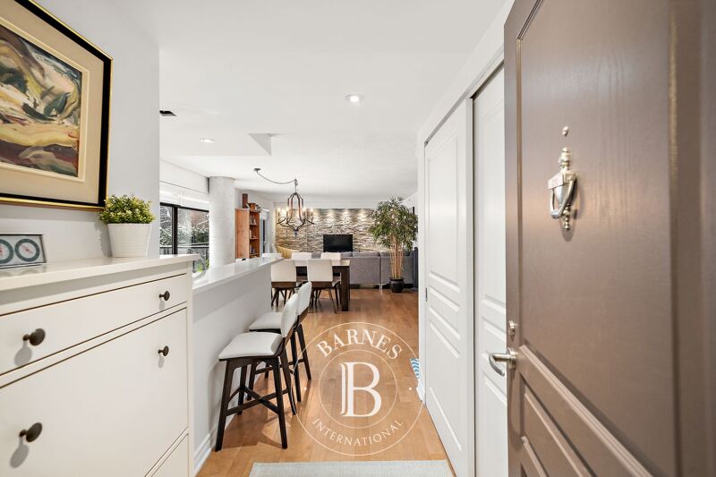 For Rent Apartment | Montréal (Ville-Marie) - picture 3