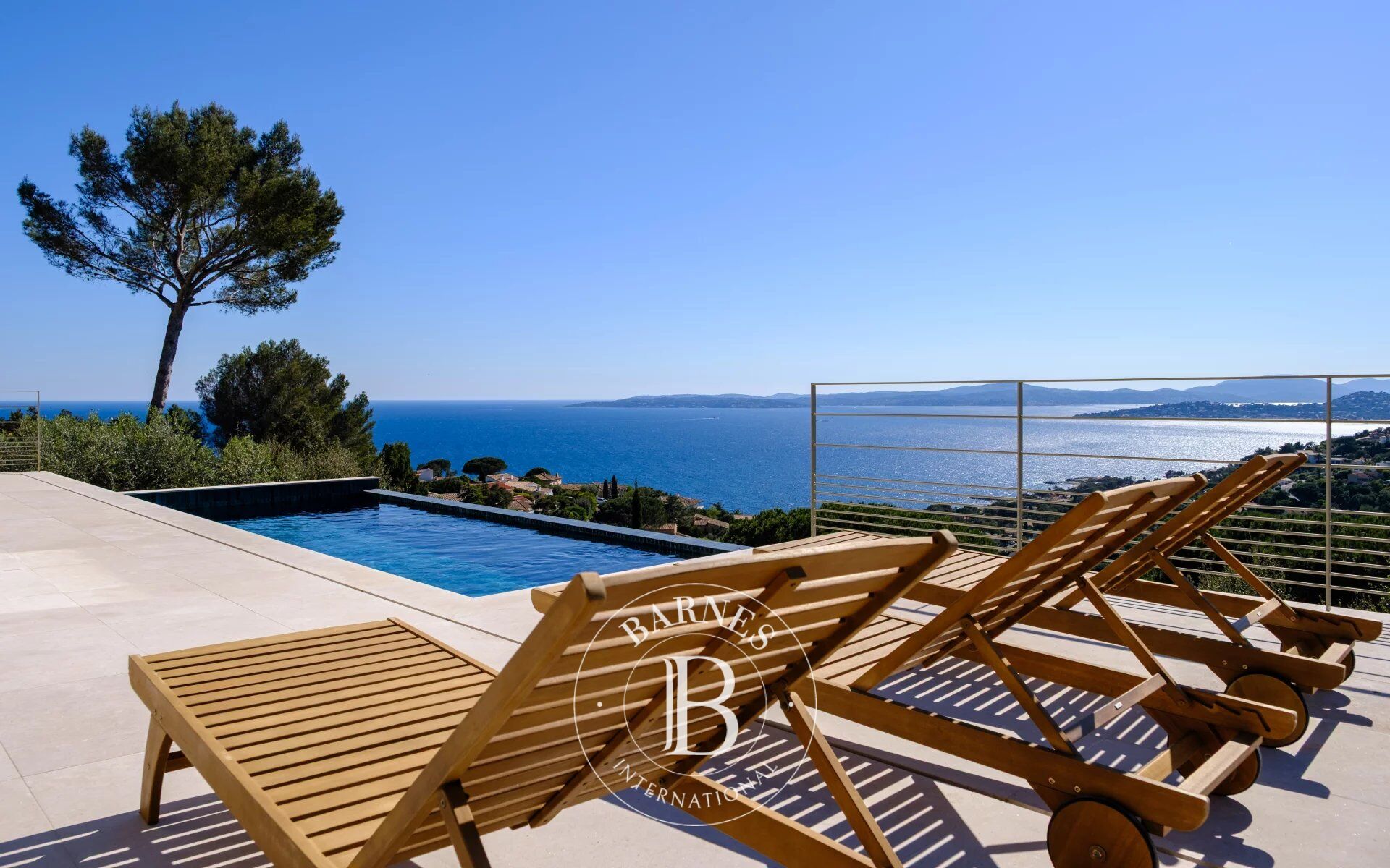 Villa Les Issambres - picture 1