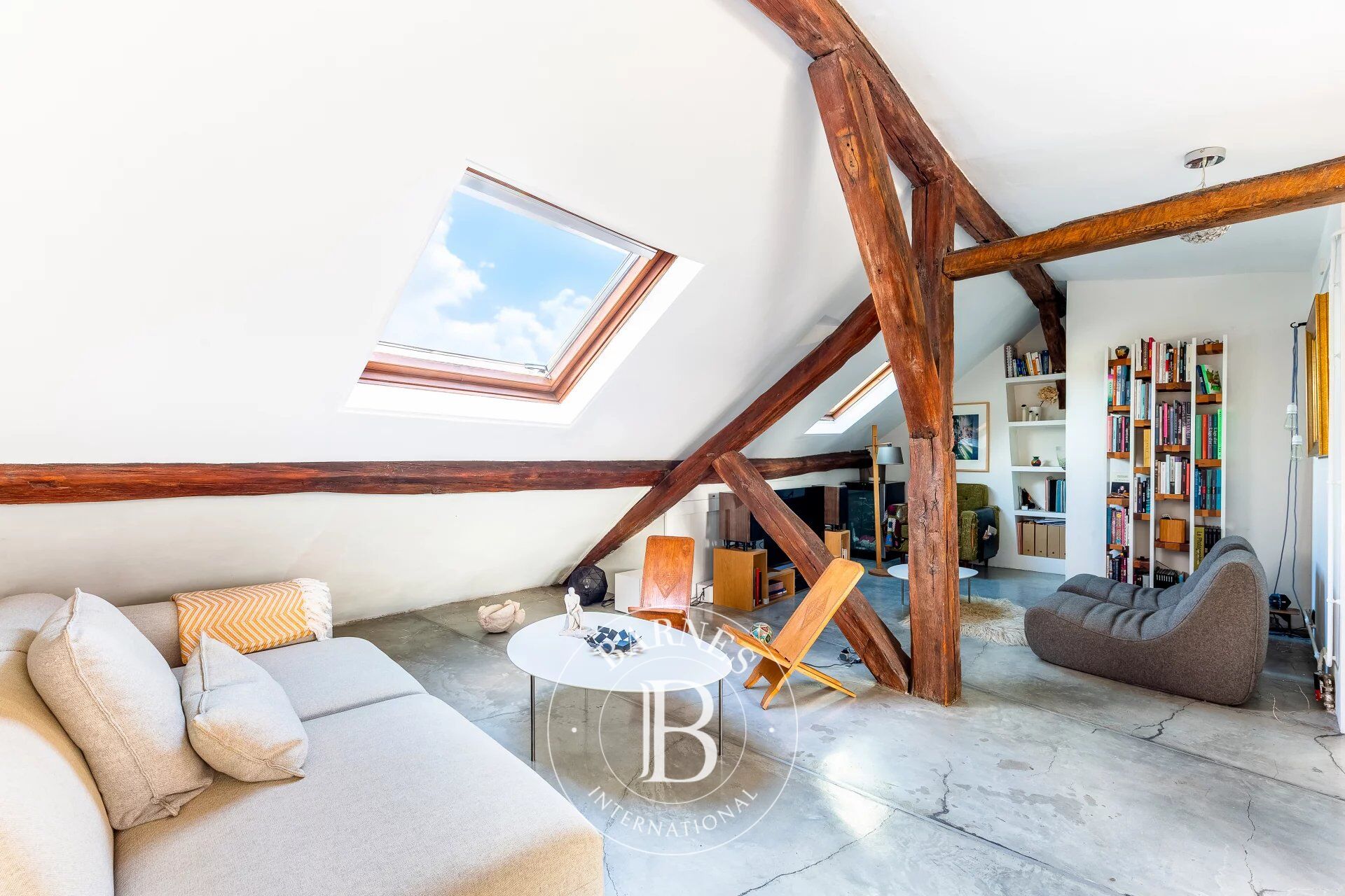 Off Market : 10th arrondissement Town Hall - top floor duplex - unobstructed views - picture 1