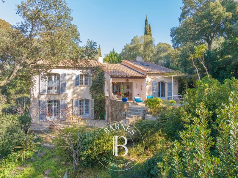 Zu verkaufen Villa | Saint-Raphaël - picture 1