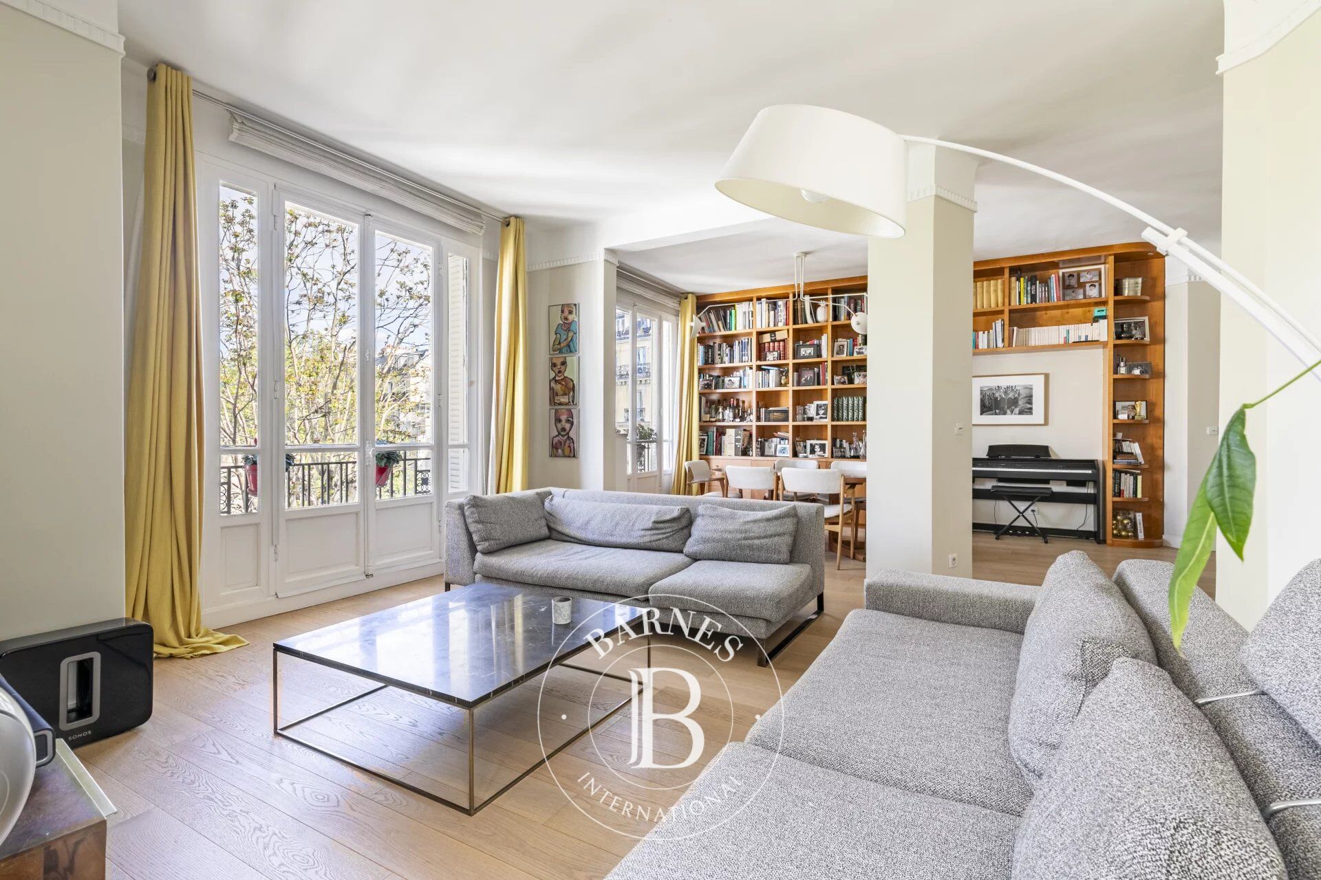 Piso Paris 6ème - picture 3