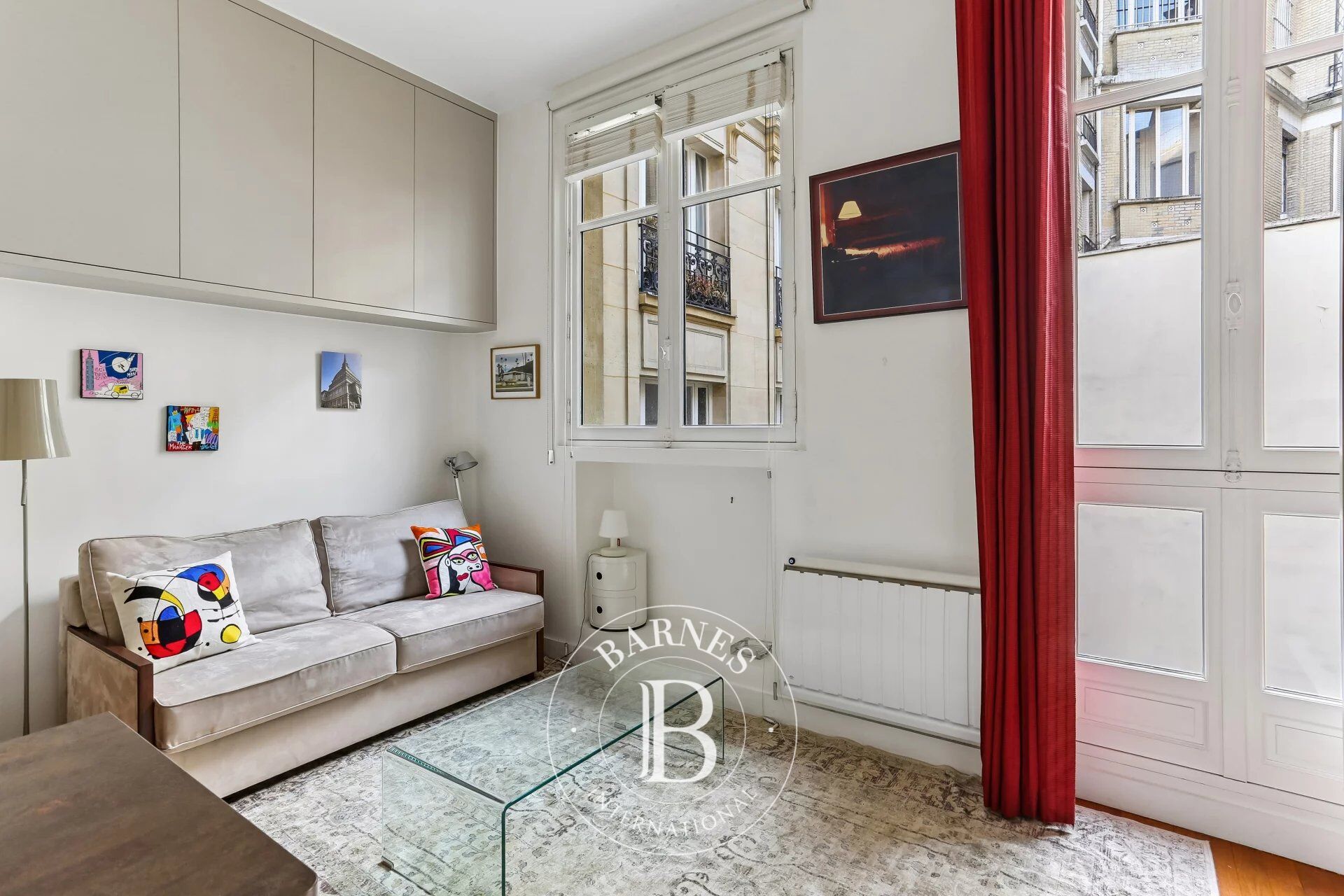 Paris 16 - Foch/Chaillot - Studio  - bel immeuble ancien - picture 1