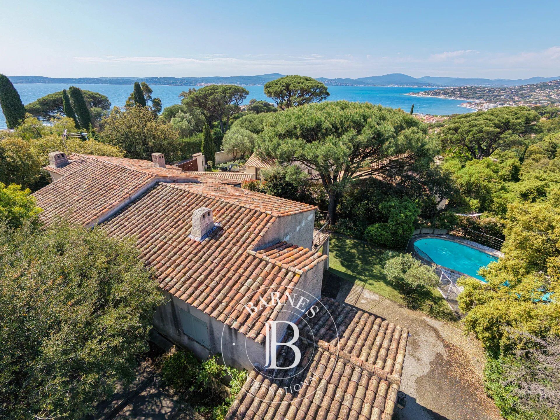 Villa Sainte-Maxime - picture 1