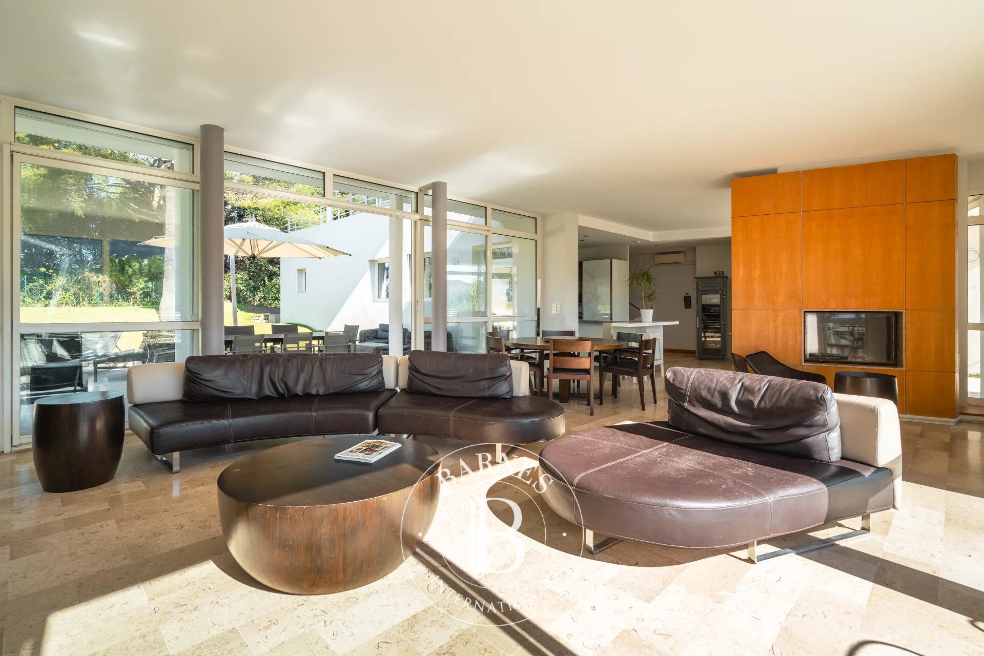 VENTE - CASSIS - 5 CHAMBRES - PISCINE - VUE SPECTACULAIRE - picture 3