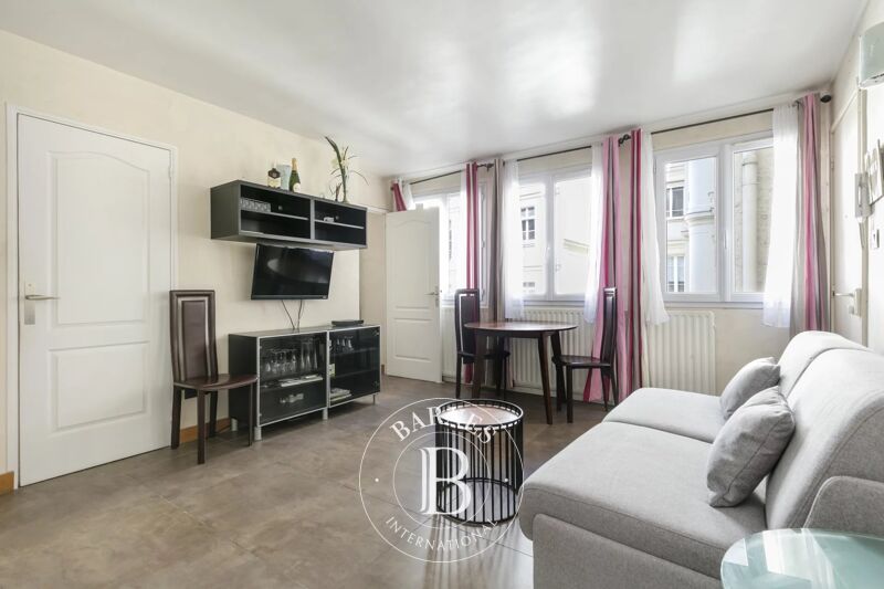 For Sale Apartment | Paris 8ème - picture 1